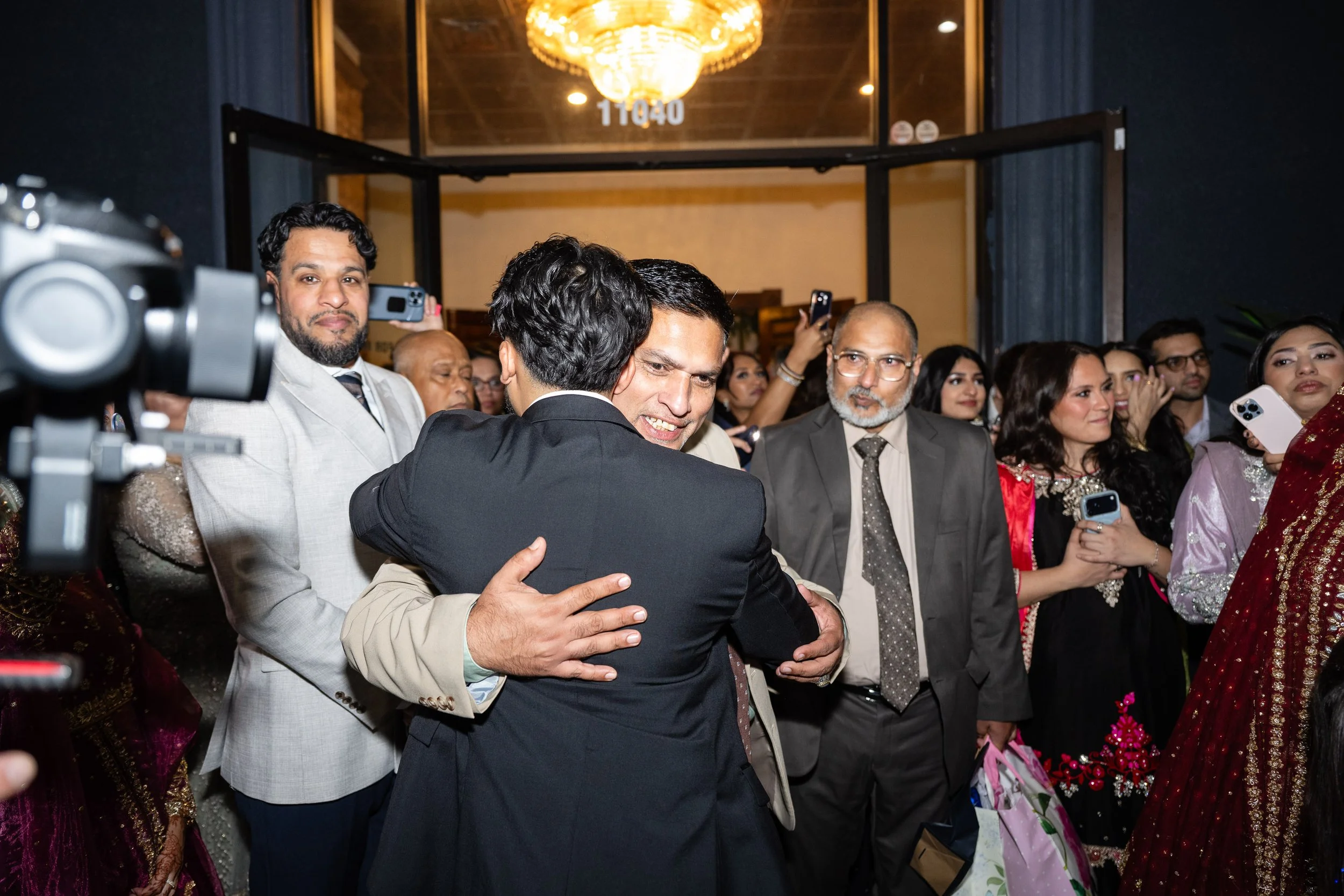 ahsan-aatika-sneak-peek-david-baker-studios-809.JPG