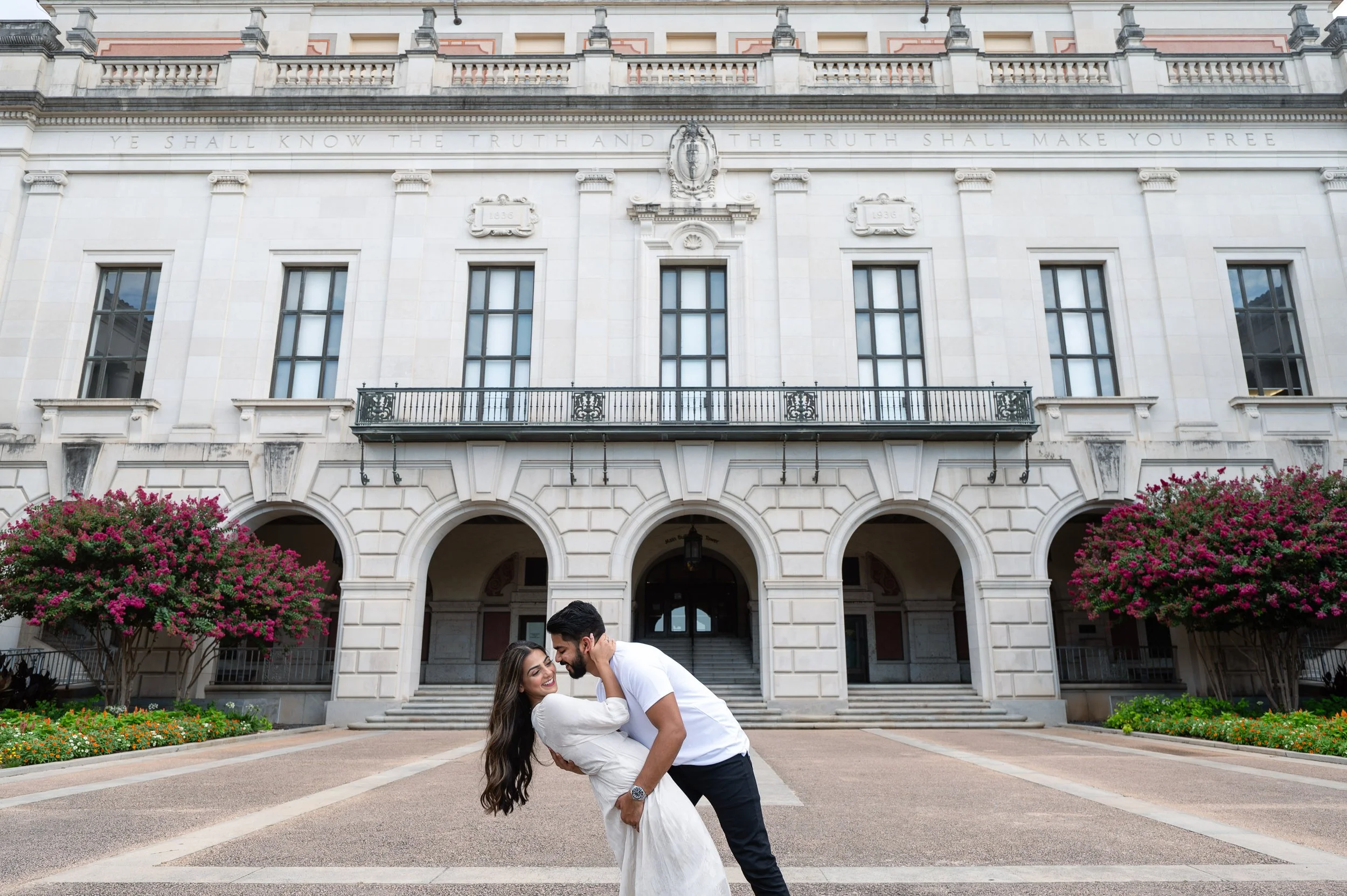 university-of-texas-engagement-photography---austin-photographer---David-Baker-Studios-59.JPG