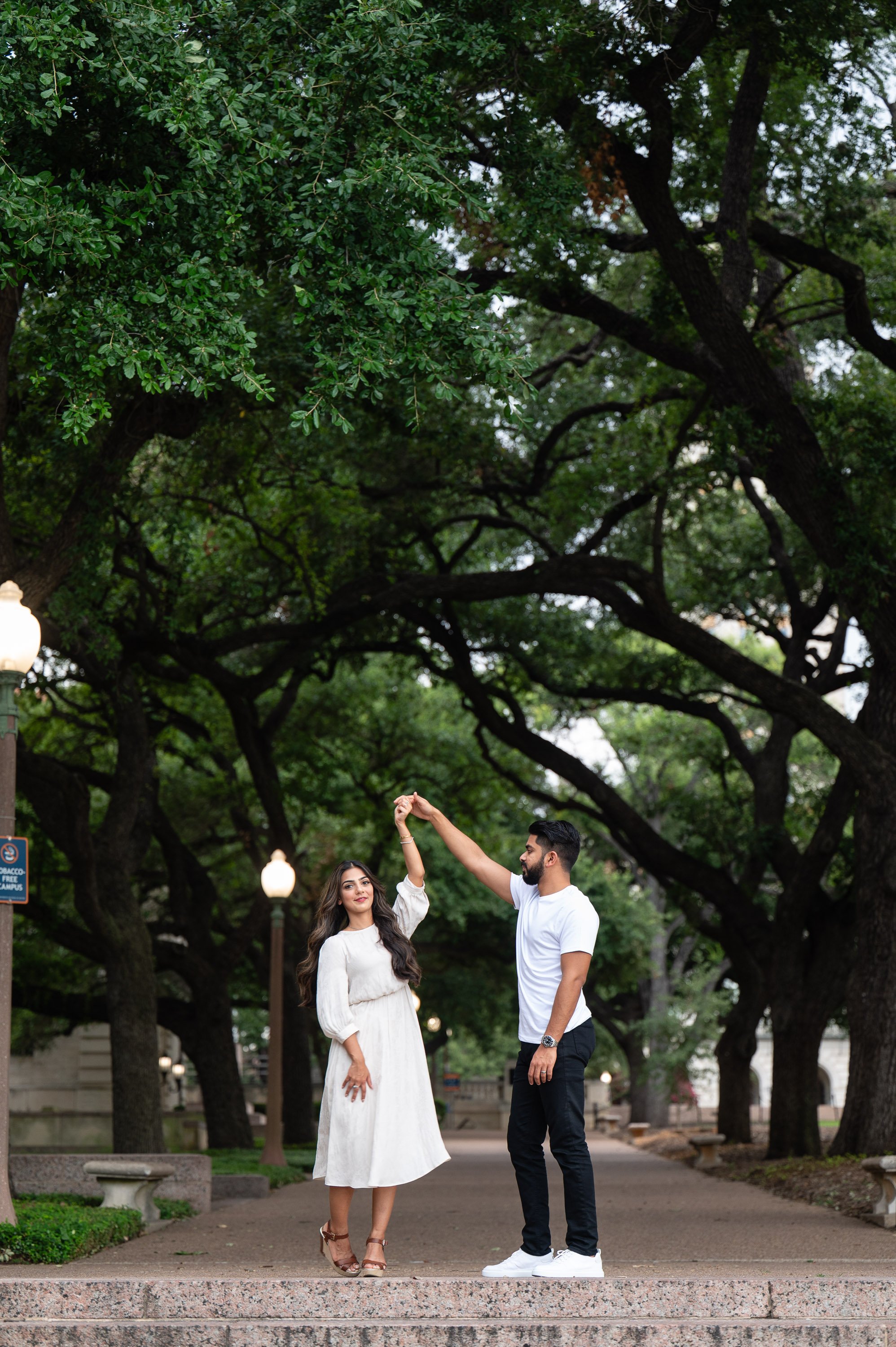 university-of-texas-engagement-photography---austin-photographer---David-Baker-Studios-9.JPG