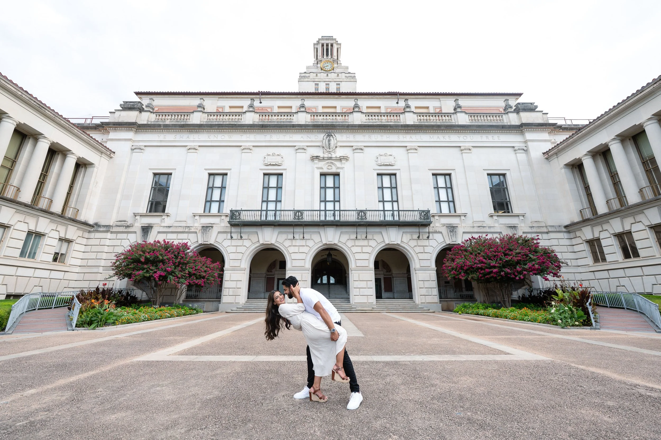 university-of-texas-engagement-photography---austin-photographer---David-Baker-Studios-57.JPG