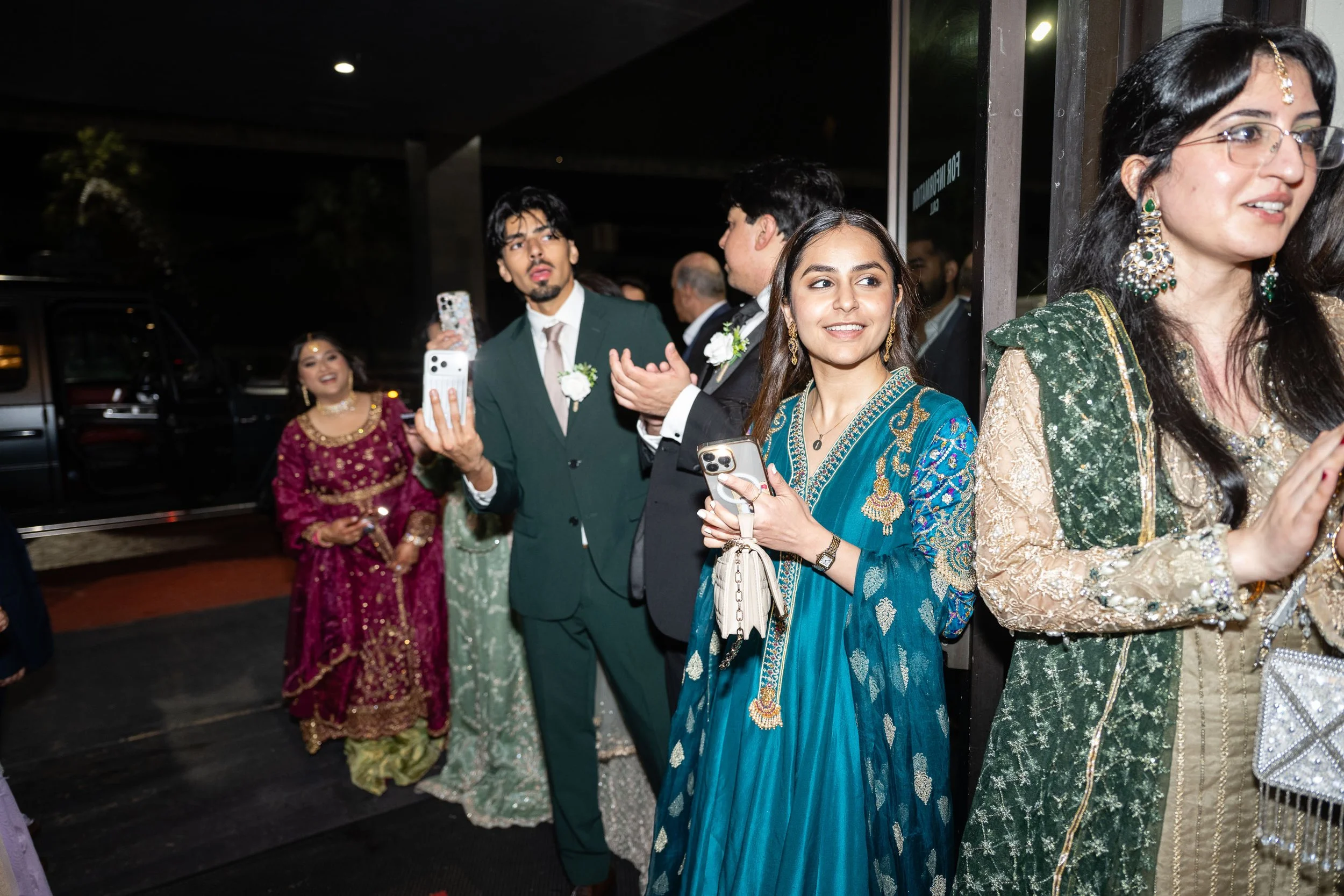 ahsan-aatika-sneak-peek-david-baker-studios-788.JPG
