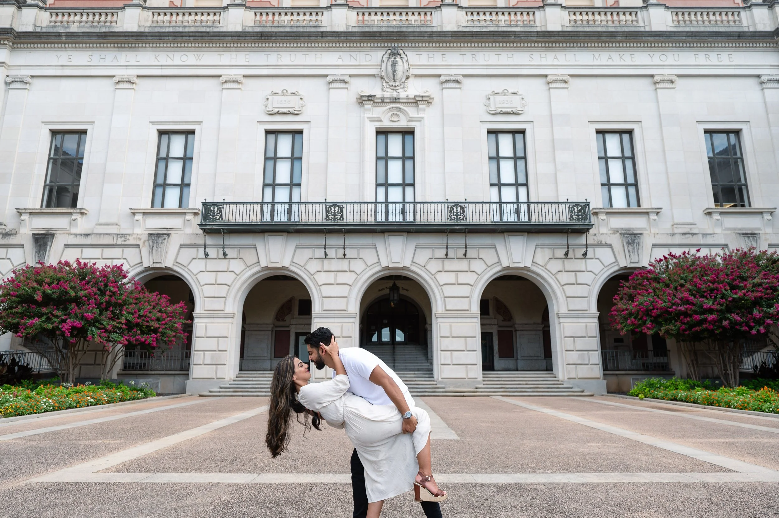 university-of-texas-engagement-photography---austin-photographer---David-Baker-Studios-61.JPG