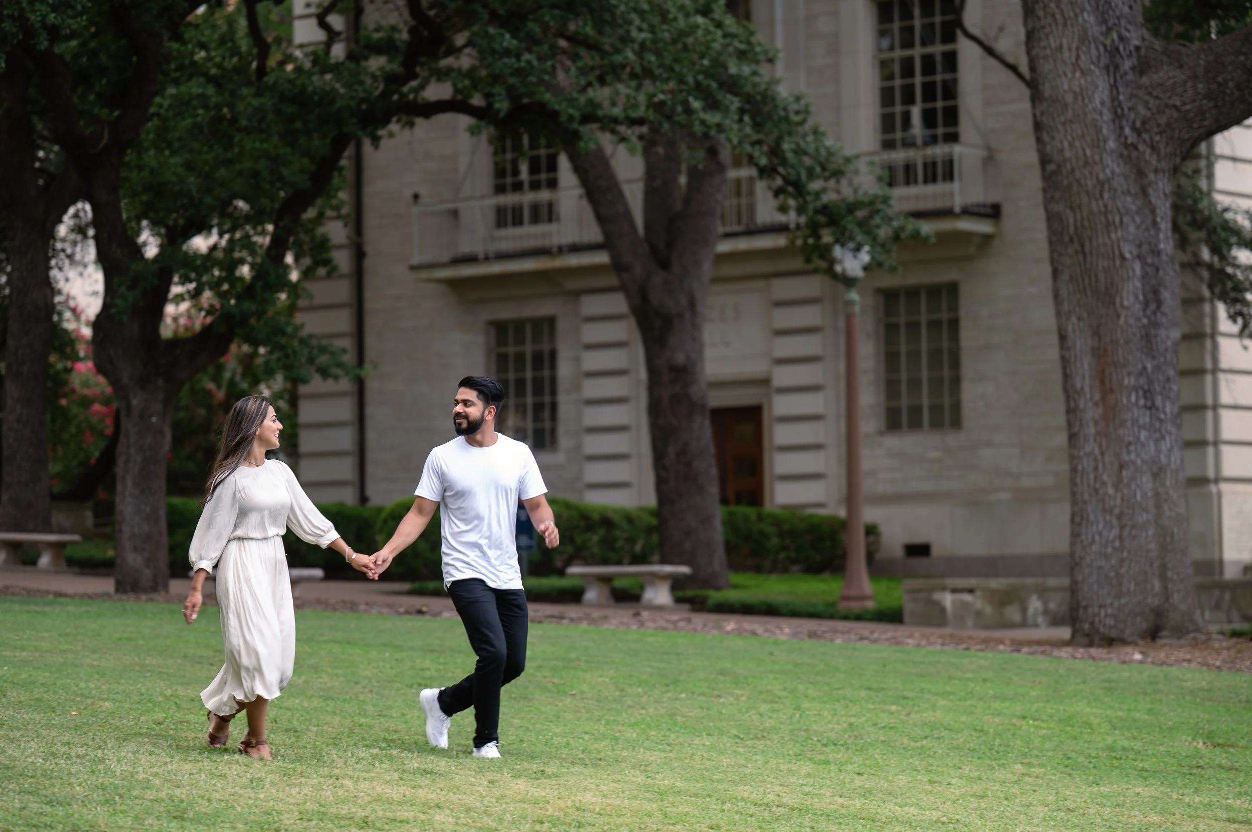 university-of-texas-engagement-photography---austin-photographer---David-Baker-Studios-55.JPG