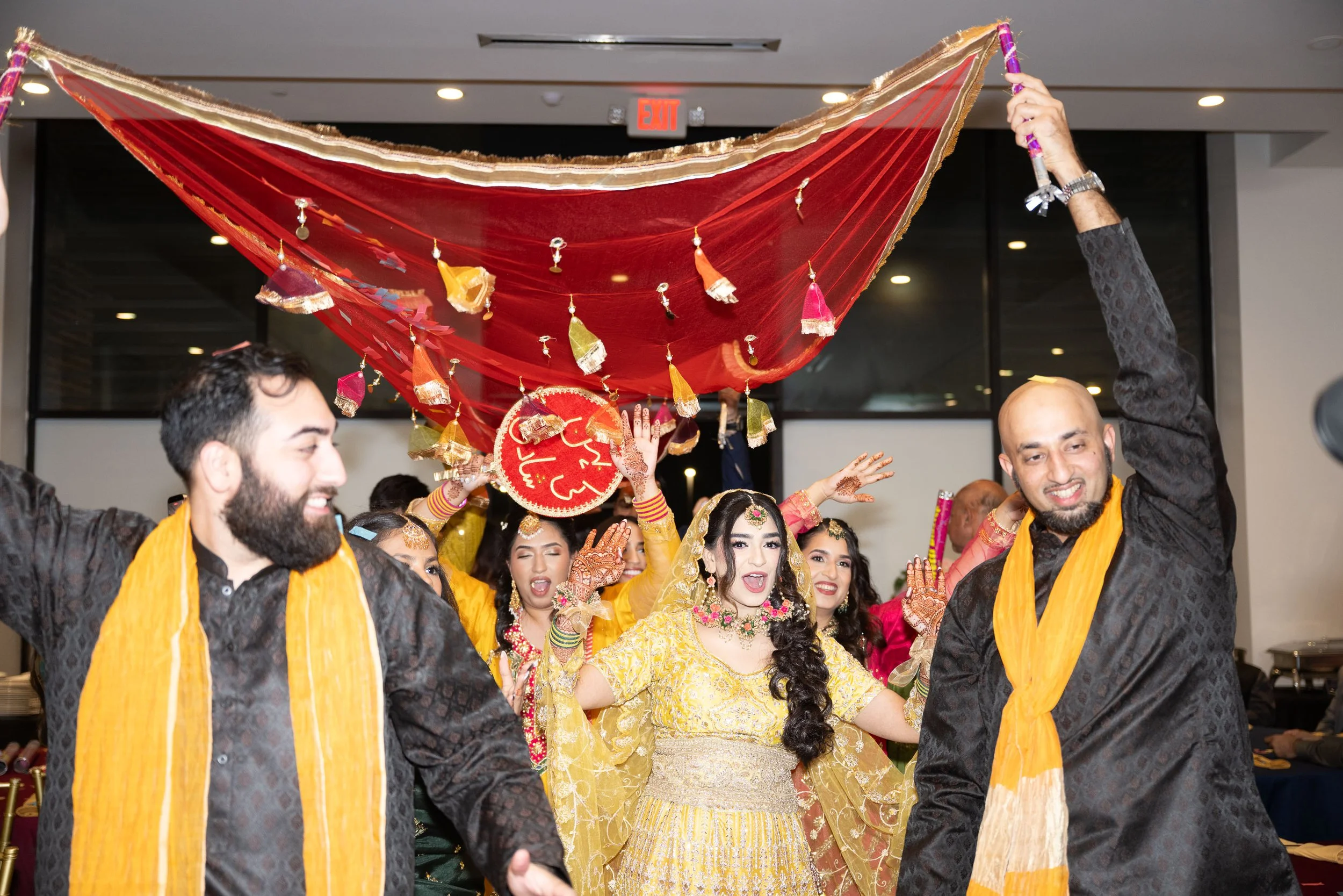 ahsan-aatika-sneak-peek-david-baker-studios-284.JPG