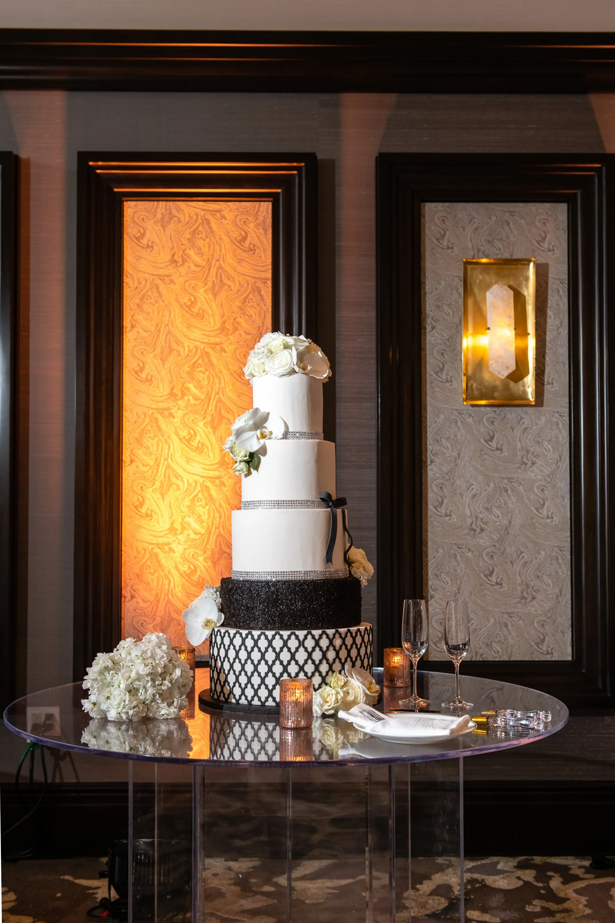 the-post-oak-hotel-uptown-houston-wedding-photos-david-baker-studios-llc-92.JPG