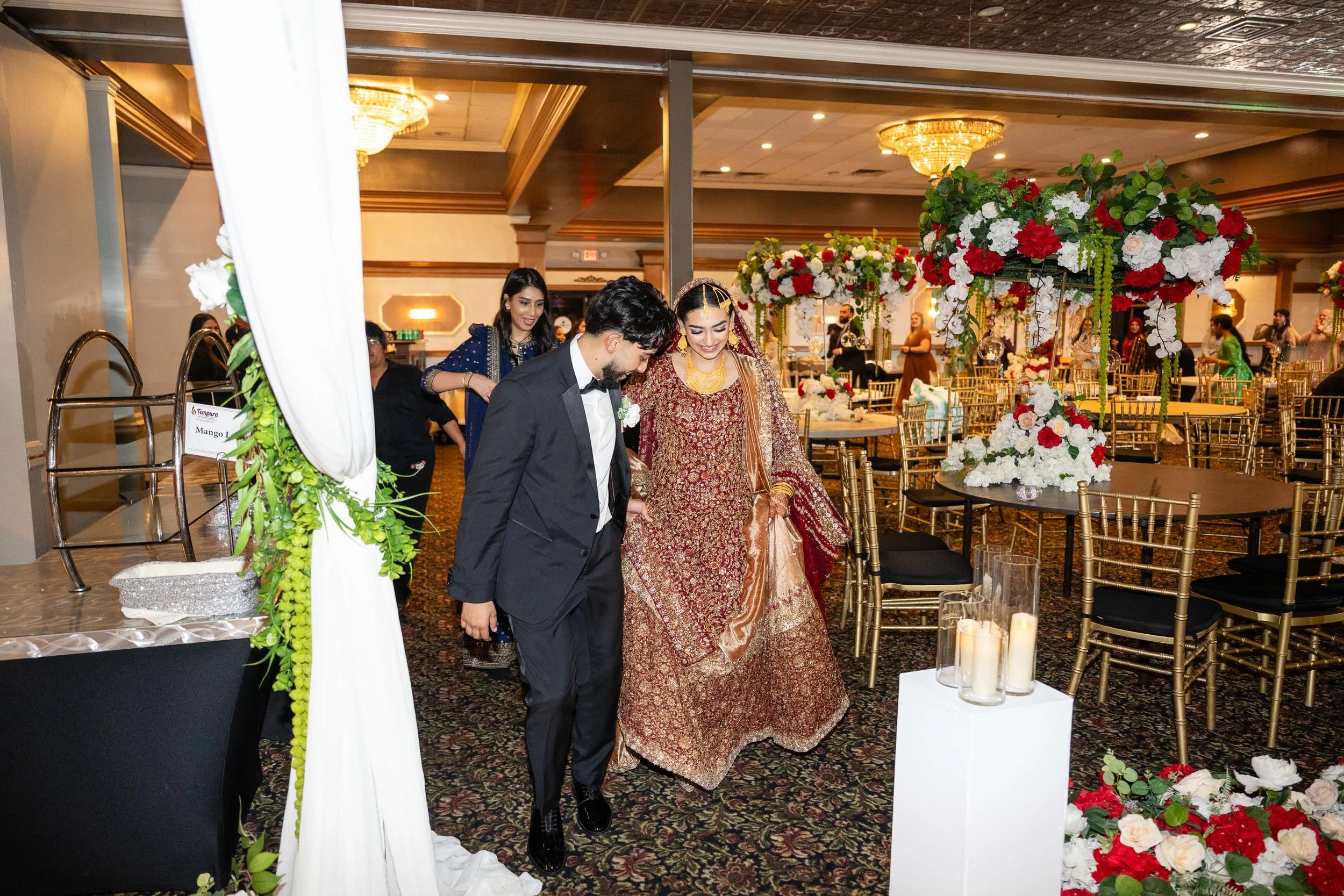 ahsan-aatika-sneak-peek-david-baker-studios-766.JPG