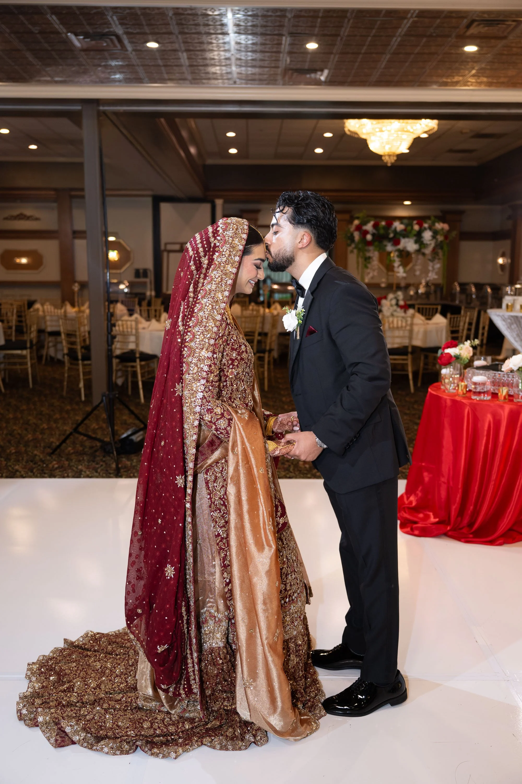ahsan-aatika-sneak-peek-david-baker-studios-475.JPG