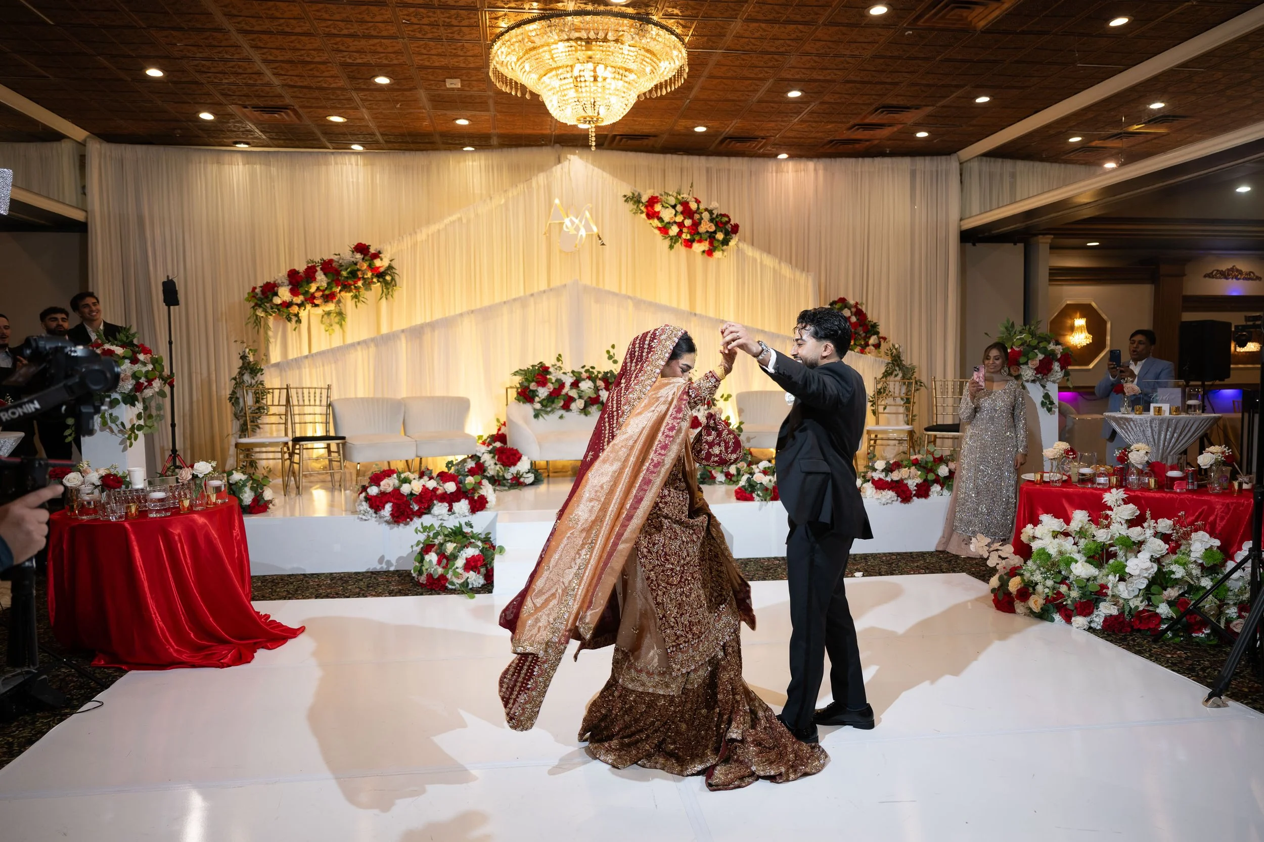 ahsan-aatika-sneak-peek-david-baker-studios-699.JPG