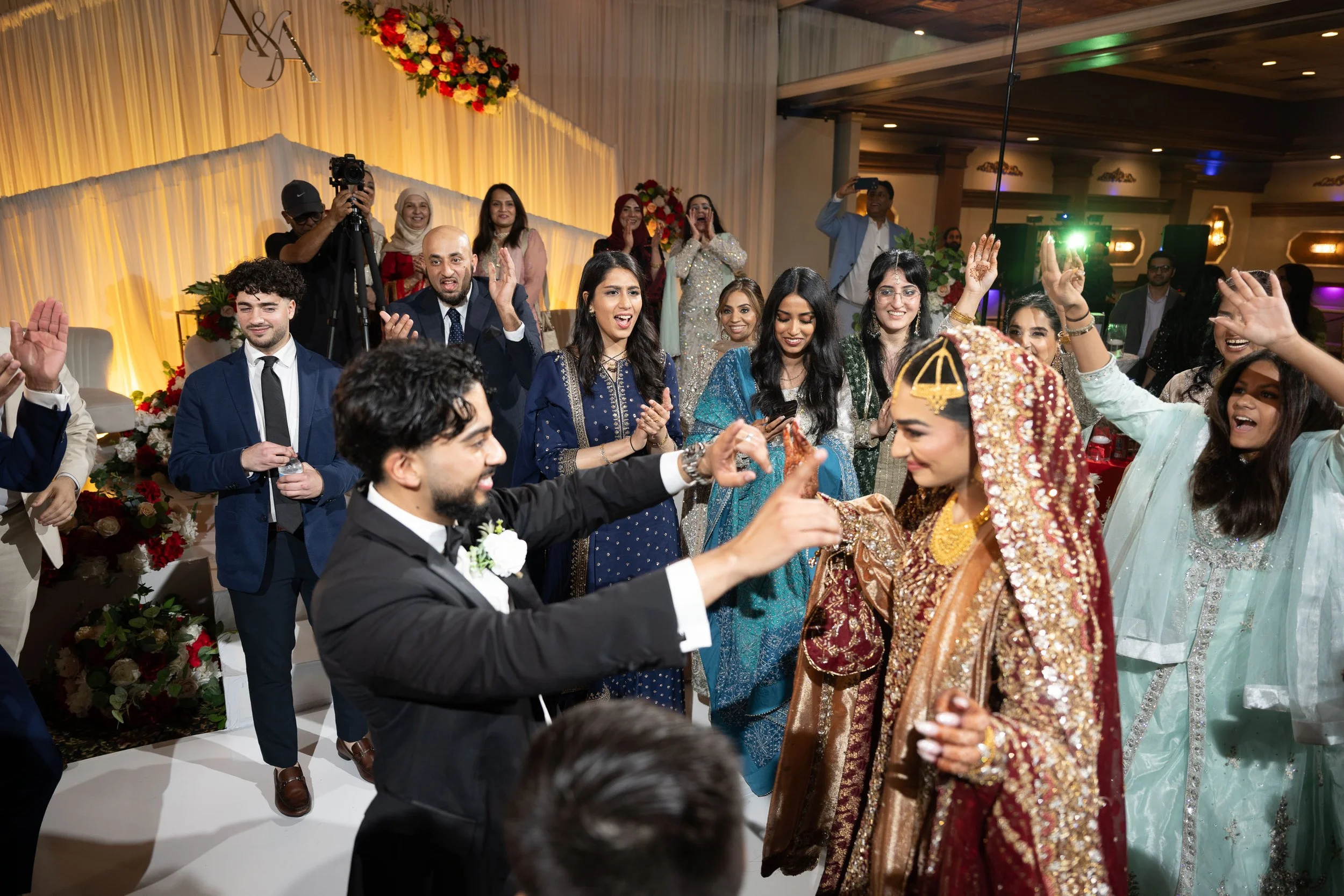 ahsan-aatika-sneak-peek-david-baker-studios-716.JPG