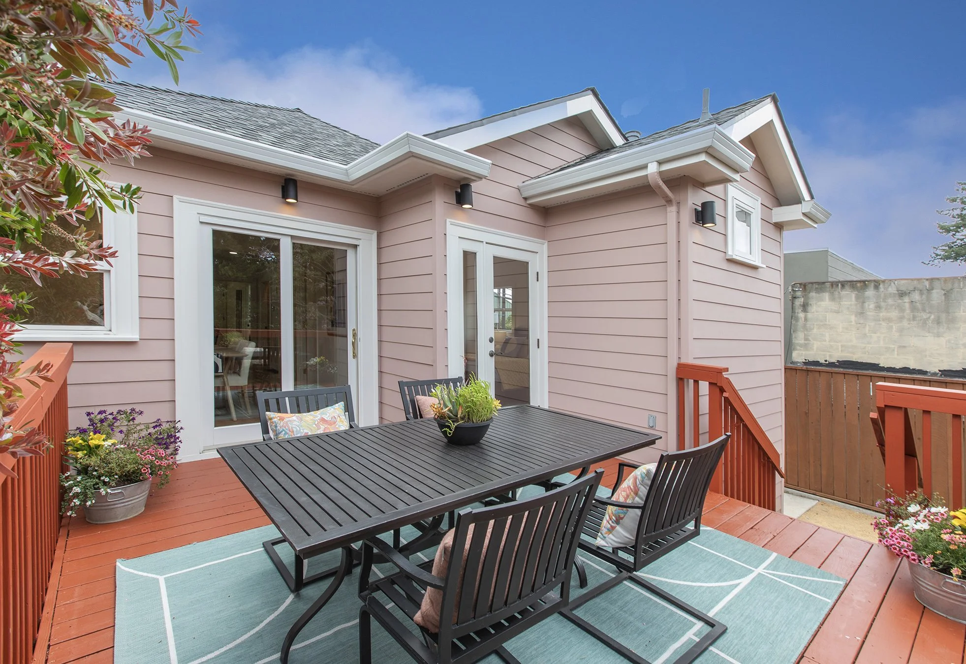 4025Webster Deck3.jpg