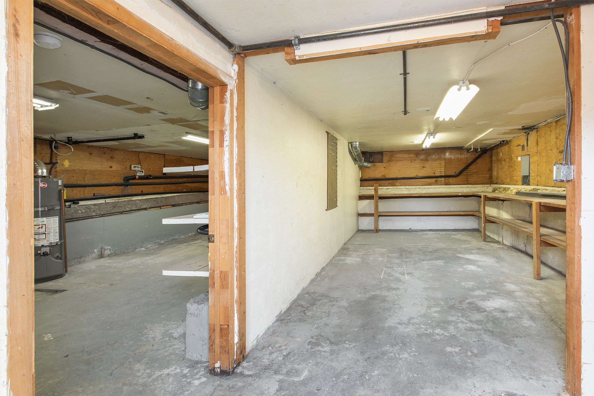 4025Webster Garage2.jpg