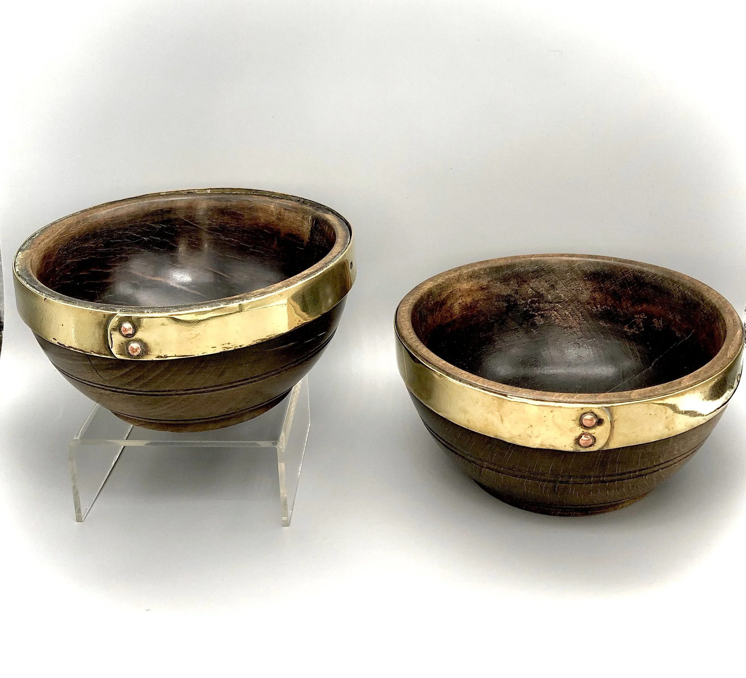 Wonderful pair of Welsh ‘cawl’ (broth) bowls Circa 1790-1810