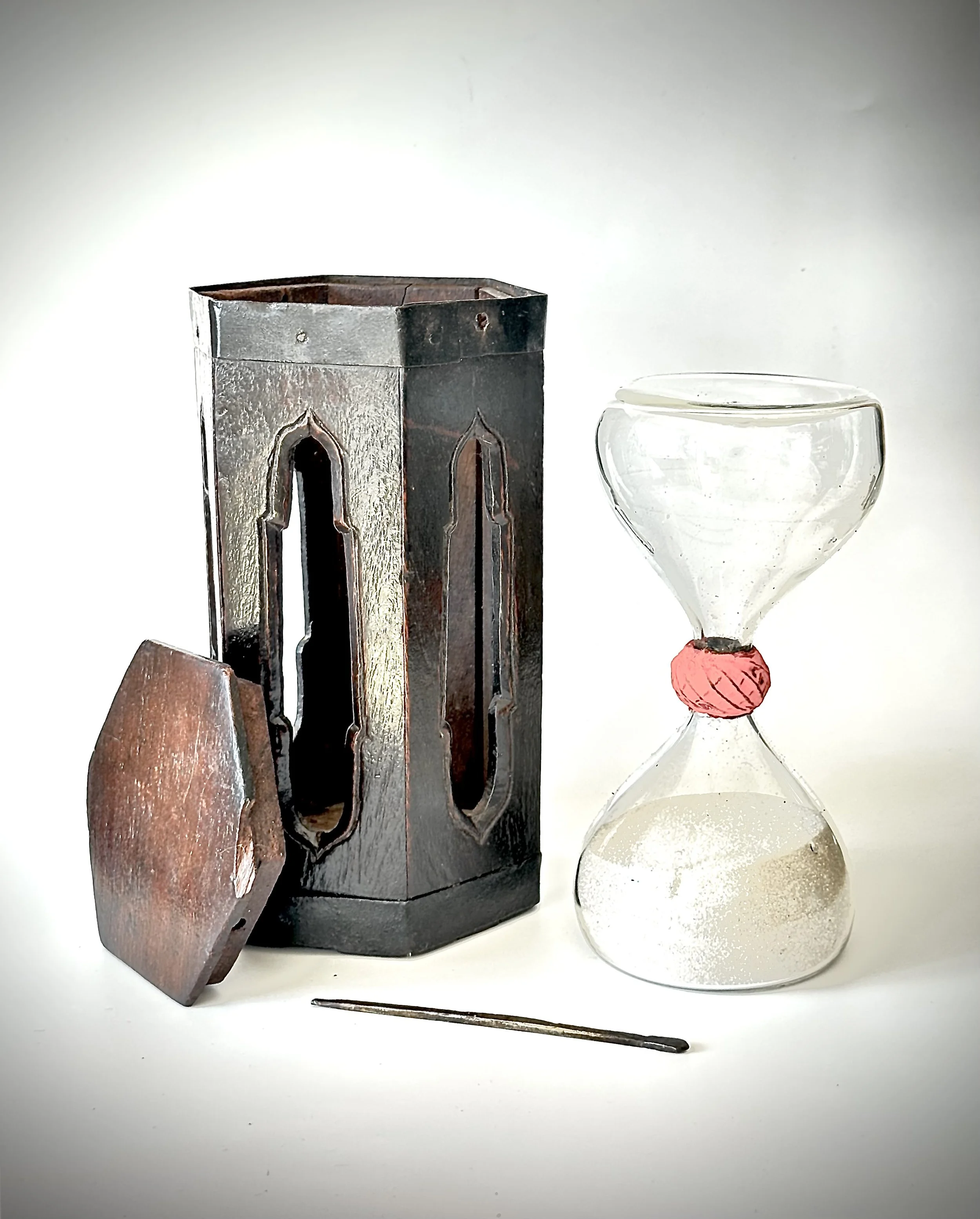 Extremely unusual and Rare 17th Century Hourglass