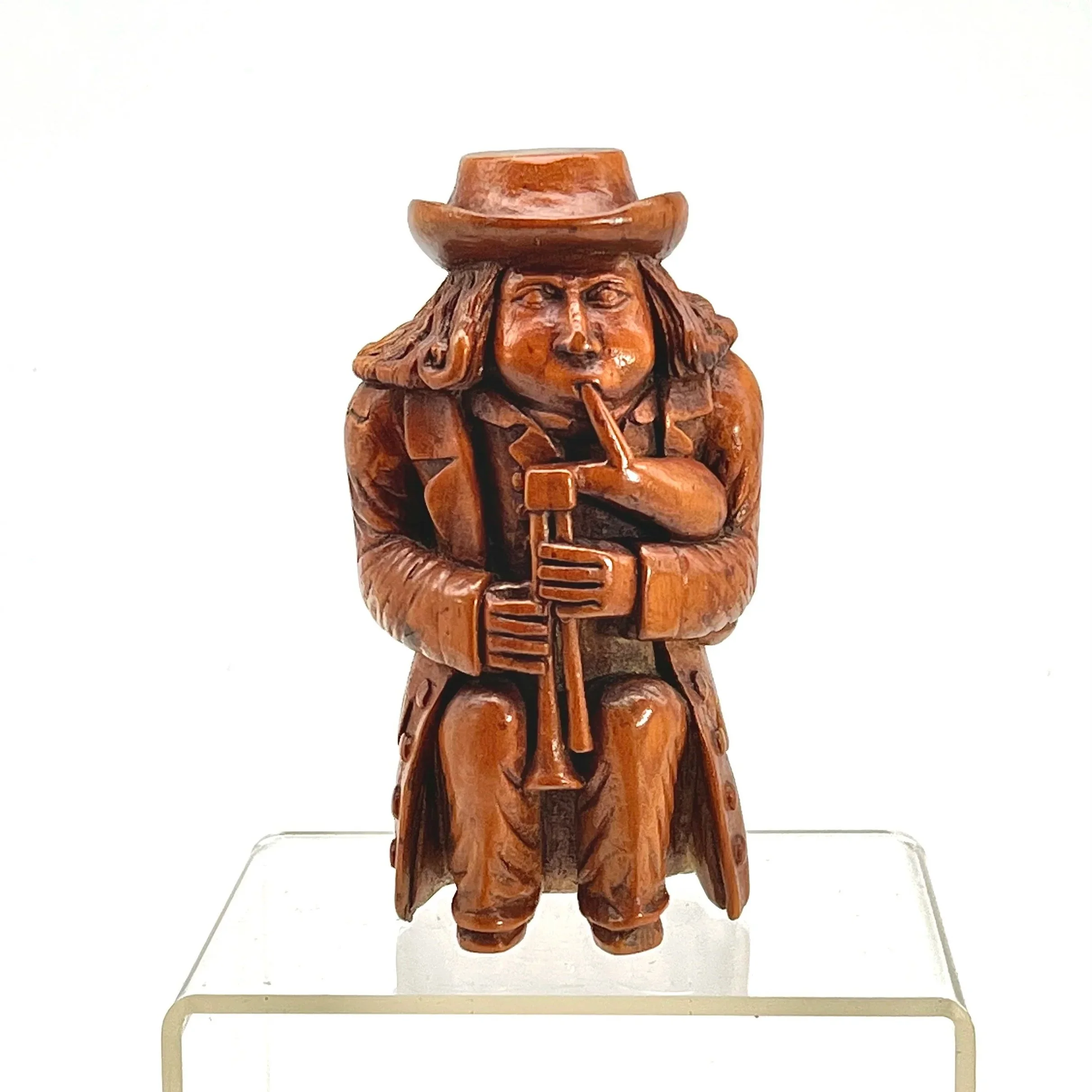 Exceptional Early 19th Century Boxwood “Musette De Cour” player Snuffbox