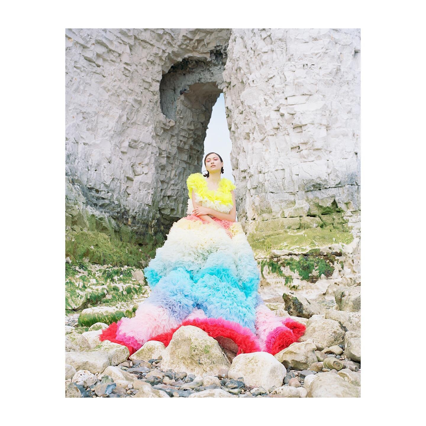 Vasantha Yogananthan for Vogue Me China 

Editor: Regina Chan
Stylists: Marianna Frannais &amp; Ria Poly
Assistant : Nishant Shukla
Model: Laura Rakhman-Kidd
Production: Ollie Reimann

@vyogananthan 
@vogueme @voguechina