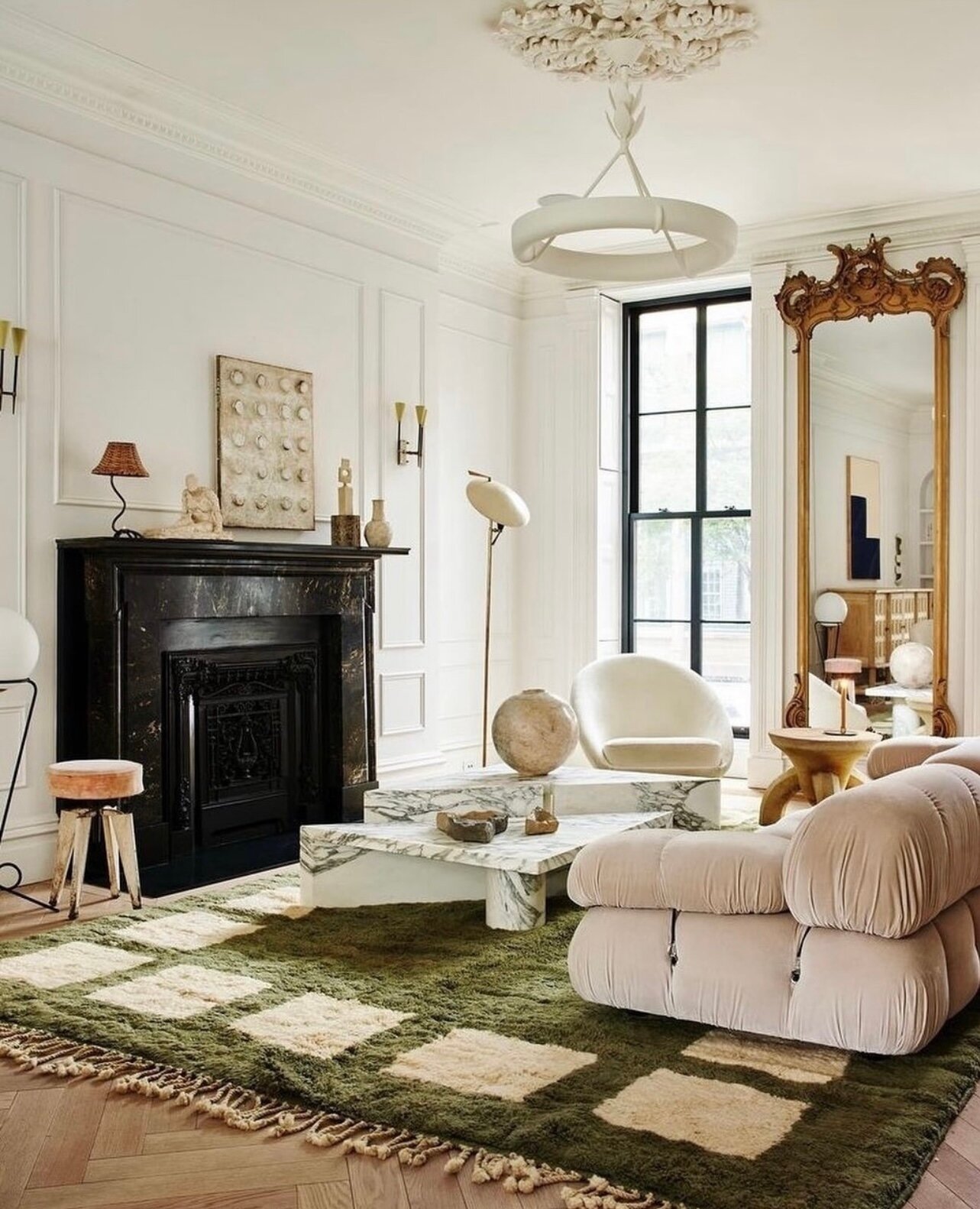 Such a dreamy living room. Throwback Sunday! (Design by @eyeswoon) #ALTforLiving #DesignerCrush⁠
.⁠
.⁠
.⁠
.⁠
.⁠
.⁠
#ALTInteriors #NYCInteriors #LivingRoomDesign #StylishInteriors #ChicInteriors #InteriorDesign #Interiors #Design #HomeDesign #Interior