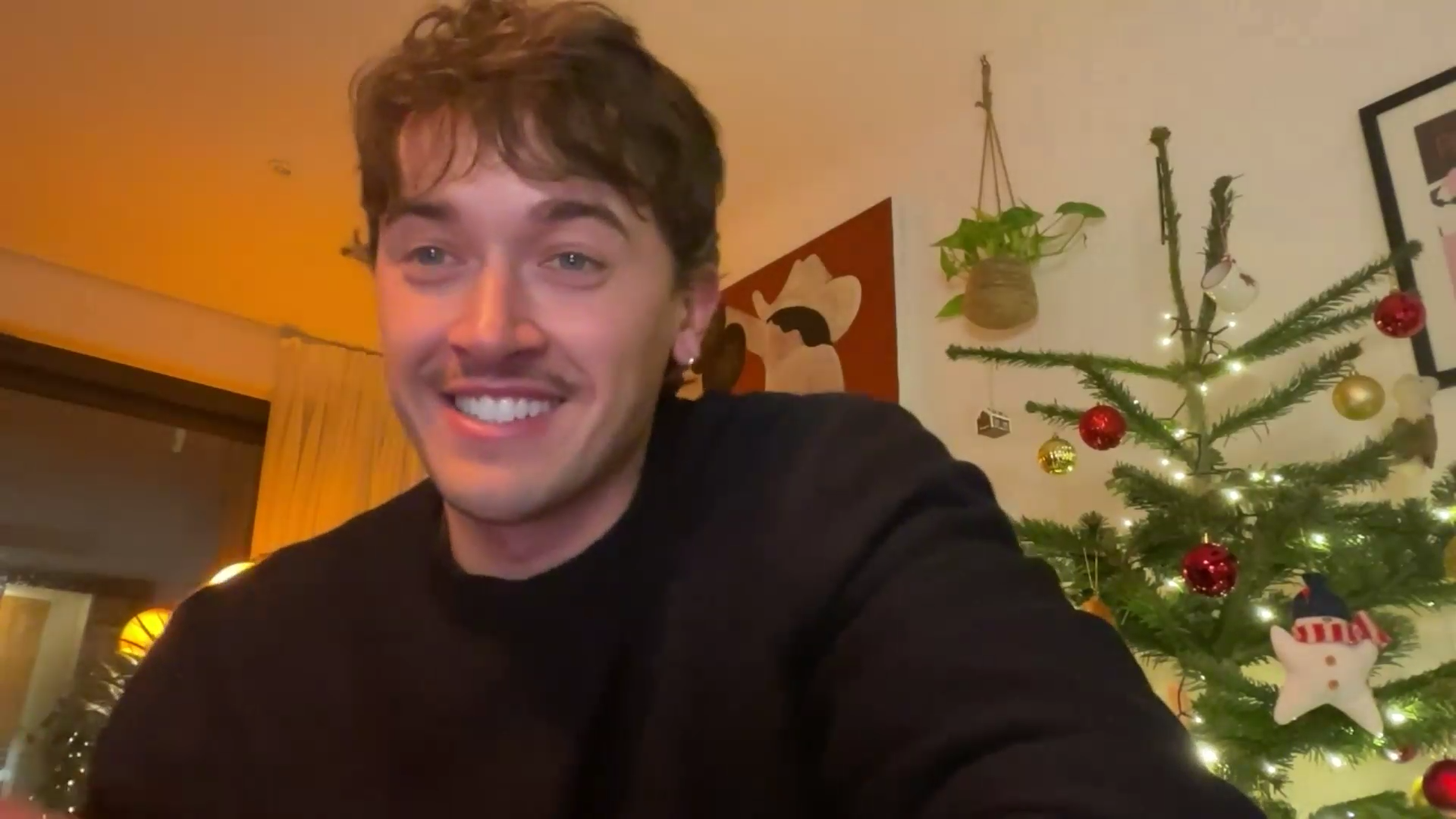 Tom Blyth on Plainclothes and Wasteman