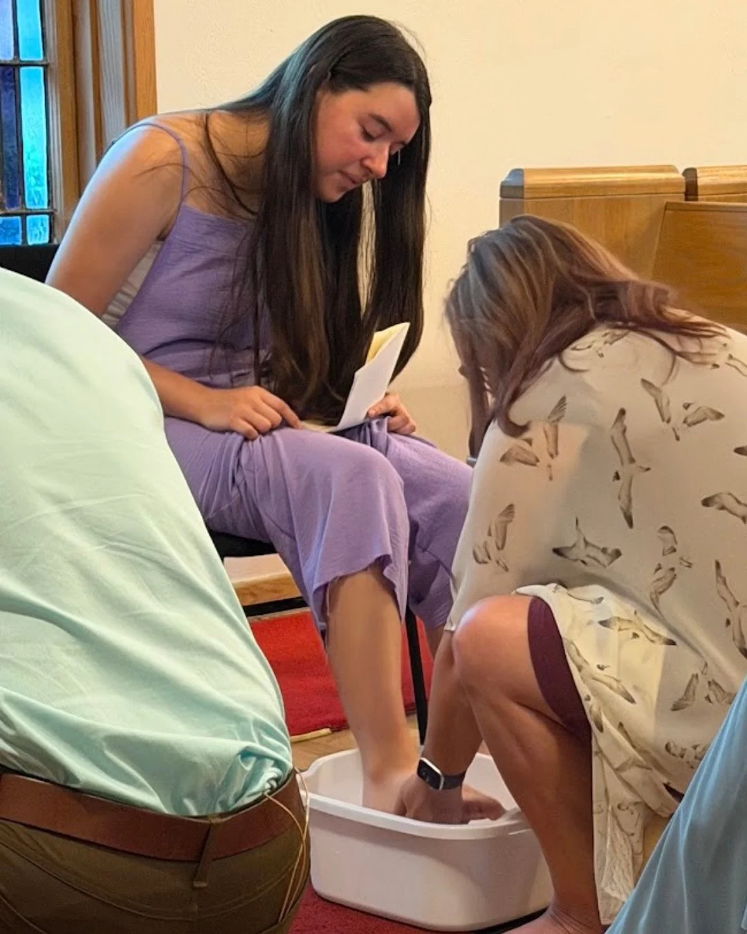 MAUNDY THURSDAY
UCM marked the last evening of Jesus&rsquo; earthly life with prayer, song, footwashing, and the sharing of the Lord&rsquo;s Supper. A holy night of remembrance, humility, and love as we journey through Holy Week together.