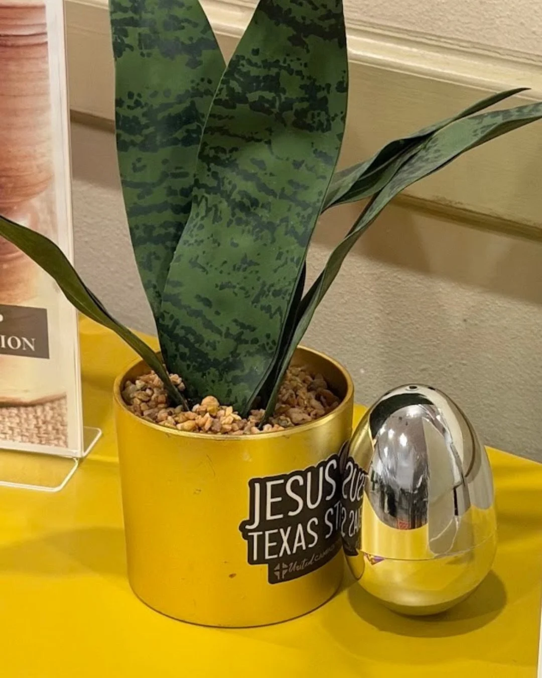 We had a fantastic Easter egg hunt after worship throughout the entire building! Congrats to Avery for finding the Golden Egg! 

#txst #txstnext #BlessEmUpCats #CollegeMinistry