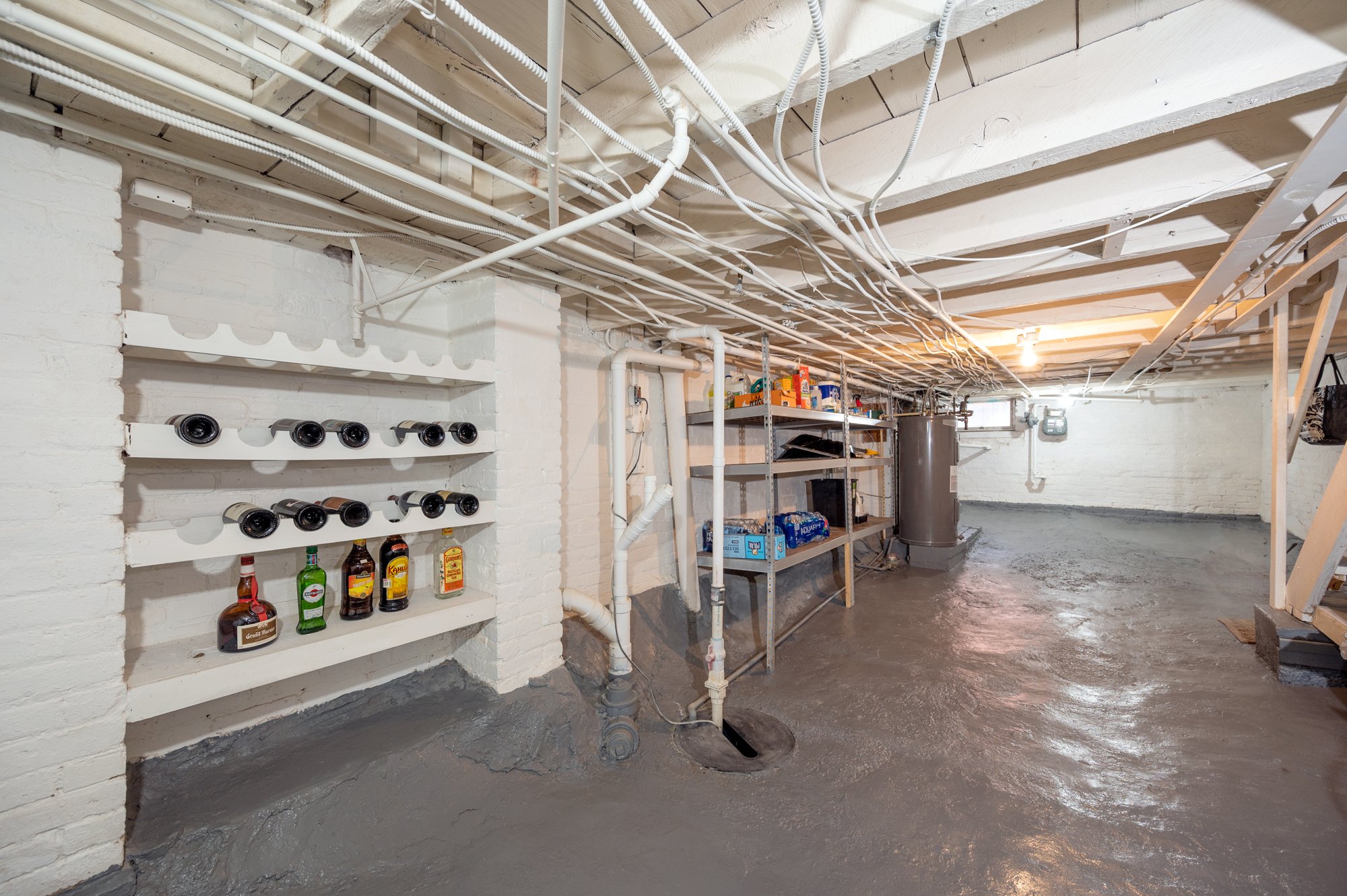 165 Coles - Basement.jpg