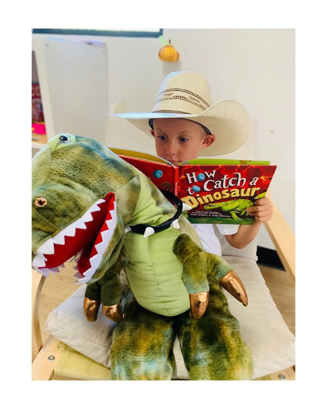 &ldquo;You can find magic wherever you look. Sit back and relax, all you need is a book.&rdquo;
- Dr. Seuss
.
.
.
.
.
#halloween #characters #cometolife #read #magic #learningisfun #flourishinglearners