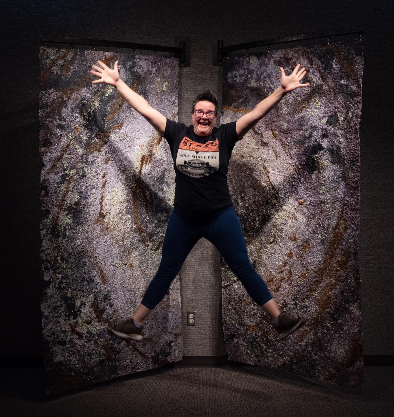 New Altitudes starts tomorrow. We can&rsquo;t wait to see you all and share the exciting programming we have in store like Kristen Tordella-Williams&rsquo; demo &lsquo;Big Paper Party!&rsquo;*

Have you ever wanted to make large sheets? Join Kristen 
