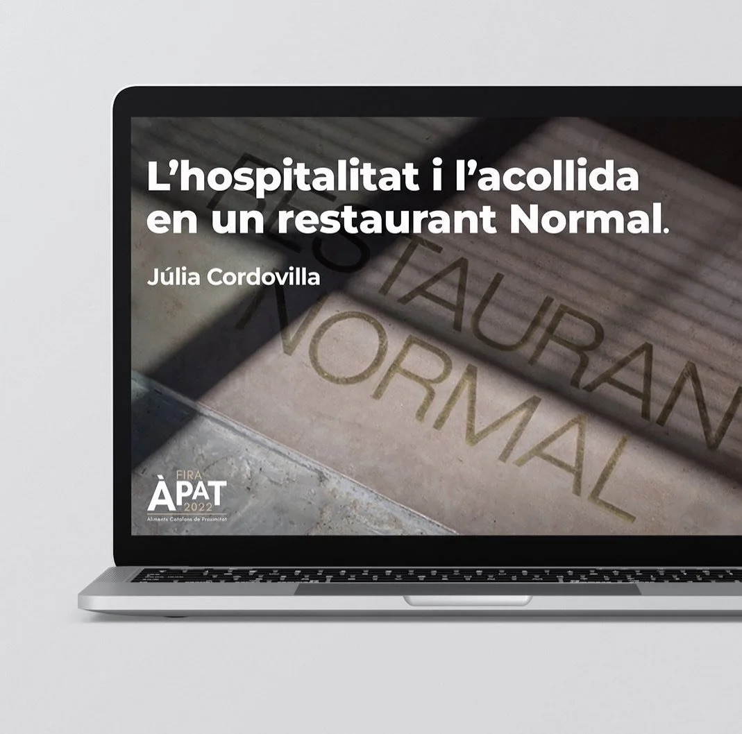 Feines recents. Presentaci&oacute; &ldquo;L&rsquo;hospitalitat i l&rsquo;acollida en un restaurant Normal&rdquo; per a la J&uacute;lia Cordovilla, del restaurant Normal. Fira &Agrave;pat 2022