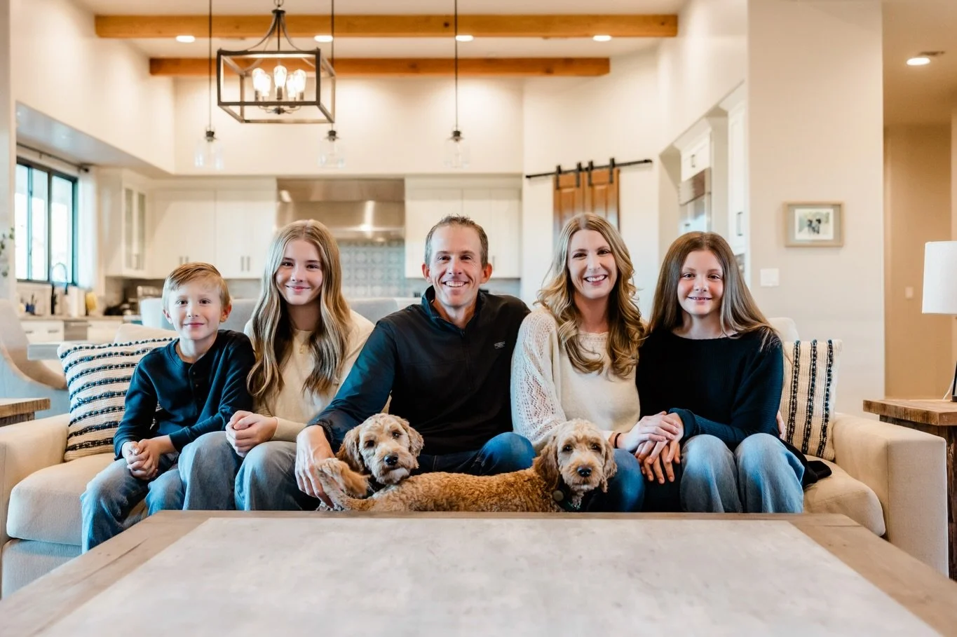 &ldquo;Can you take our family photos at our house?&rdquo;

Absolutely!! Capturing you where you live and make memories makes the photos even more special!💖