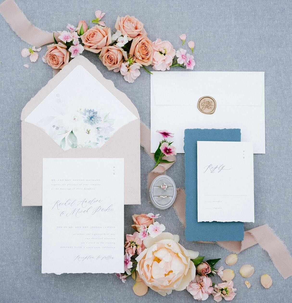 Save the date &amp; Invitation Suite:
If you didn&rsquo;t know, the wedding experience begins well before your guests arrival at the wedding. Make it your own, but make it a good first impression. 

#weddinginvitations #weddinginvitation