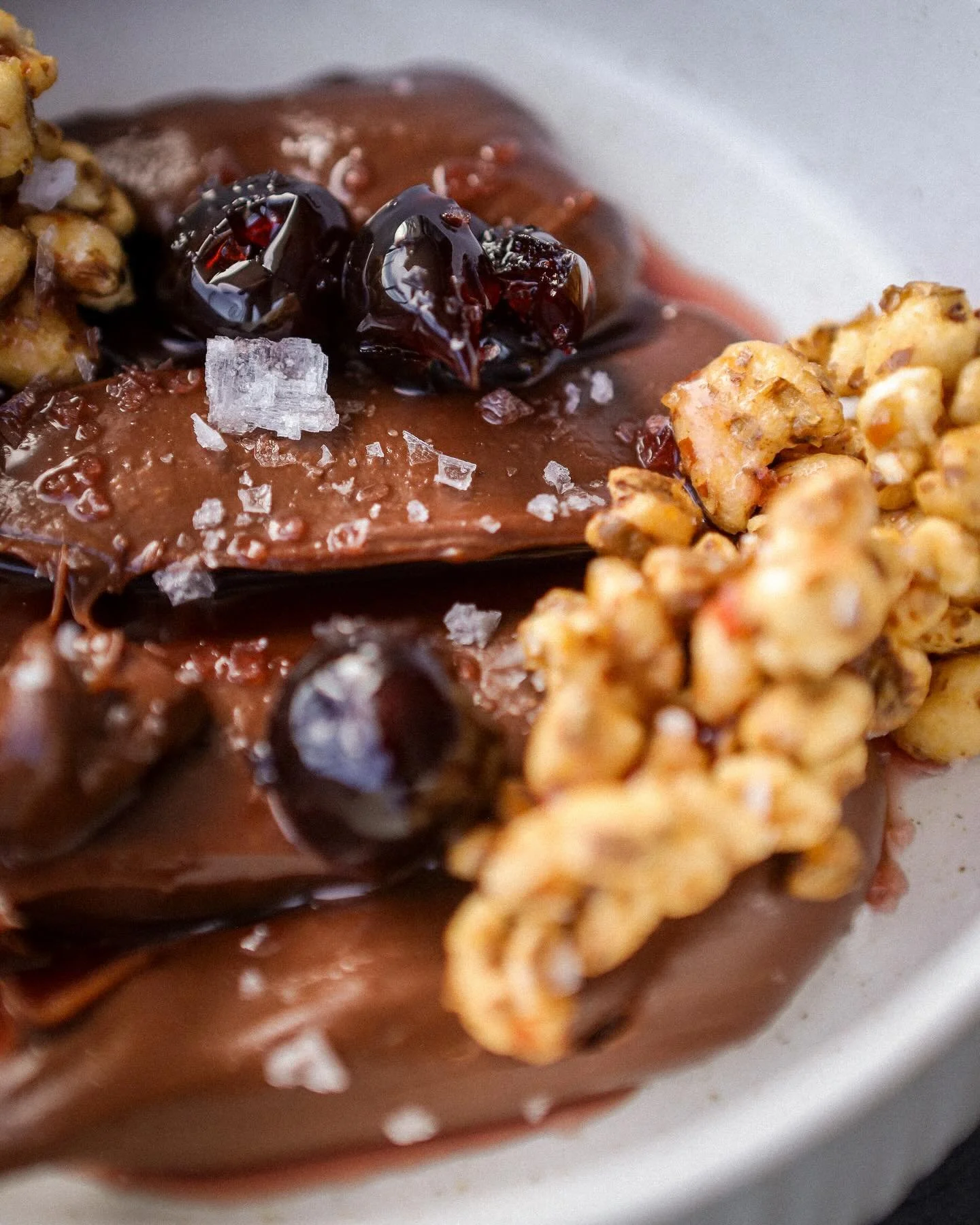 The SWEETEST time of the year 😋

&bull; Chocolate Cr&eacute;meux 🍒 

&bull; Miso Chocolate Banana Bread 🍌