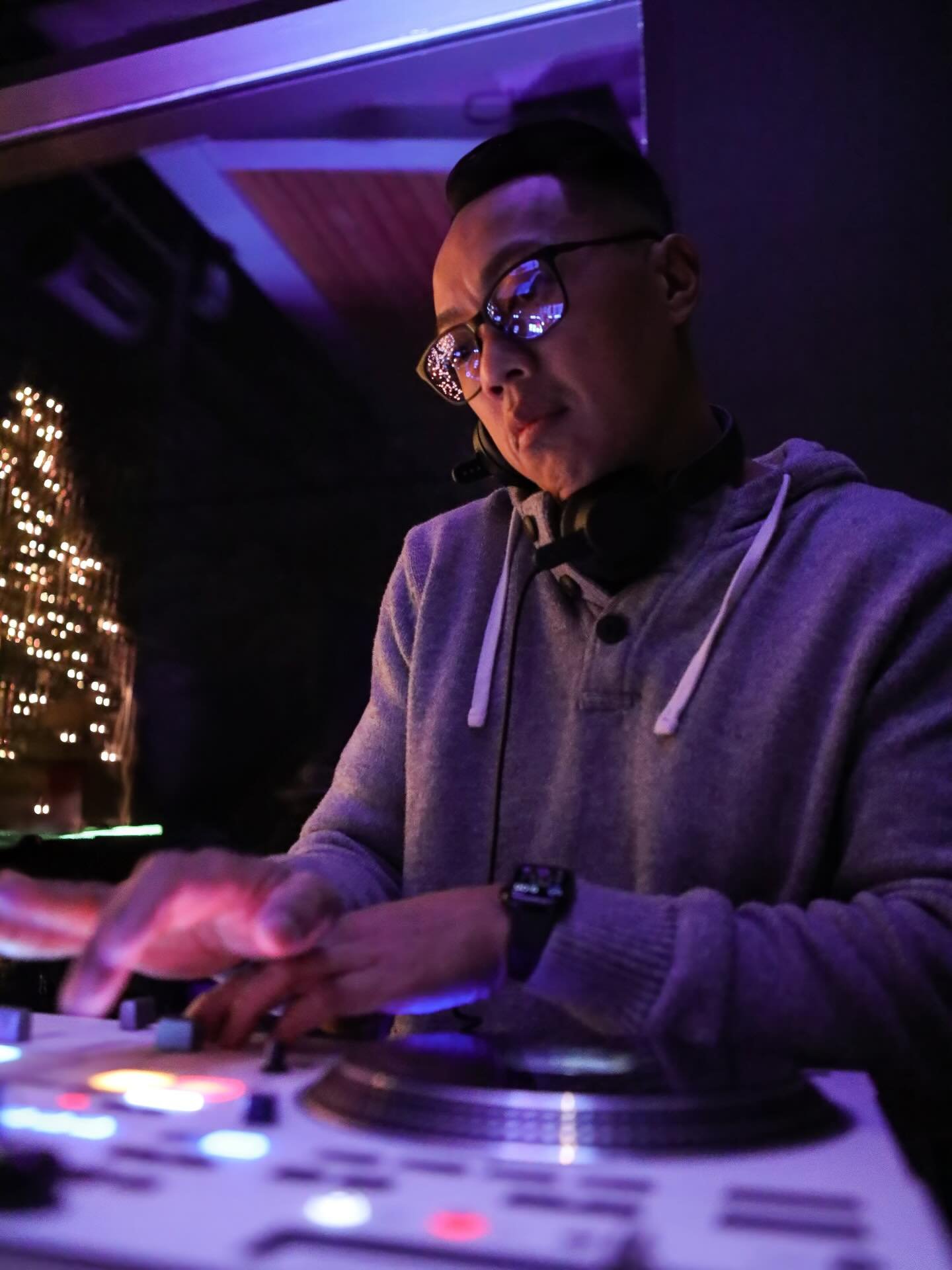 DJ PHERENSIK TONIGHT. 9PM&ndash;MIDNIGHT.