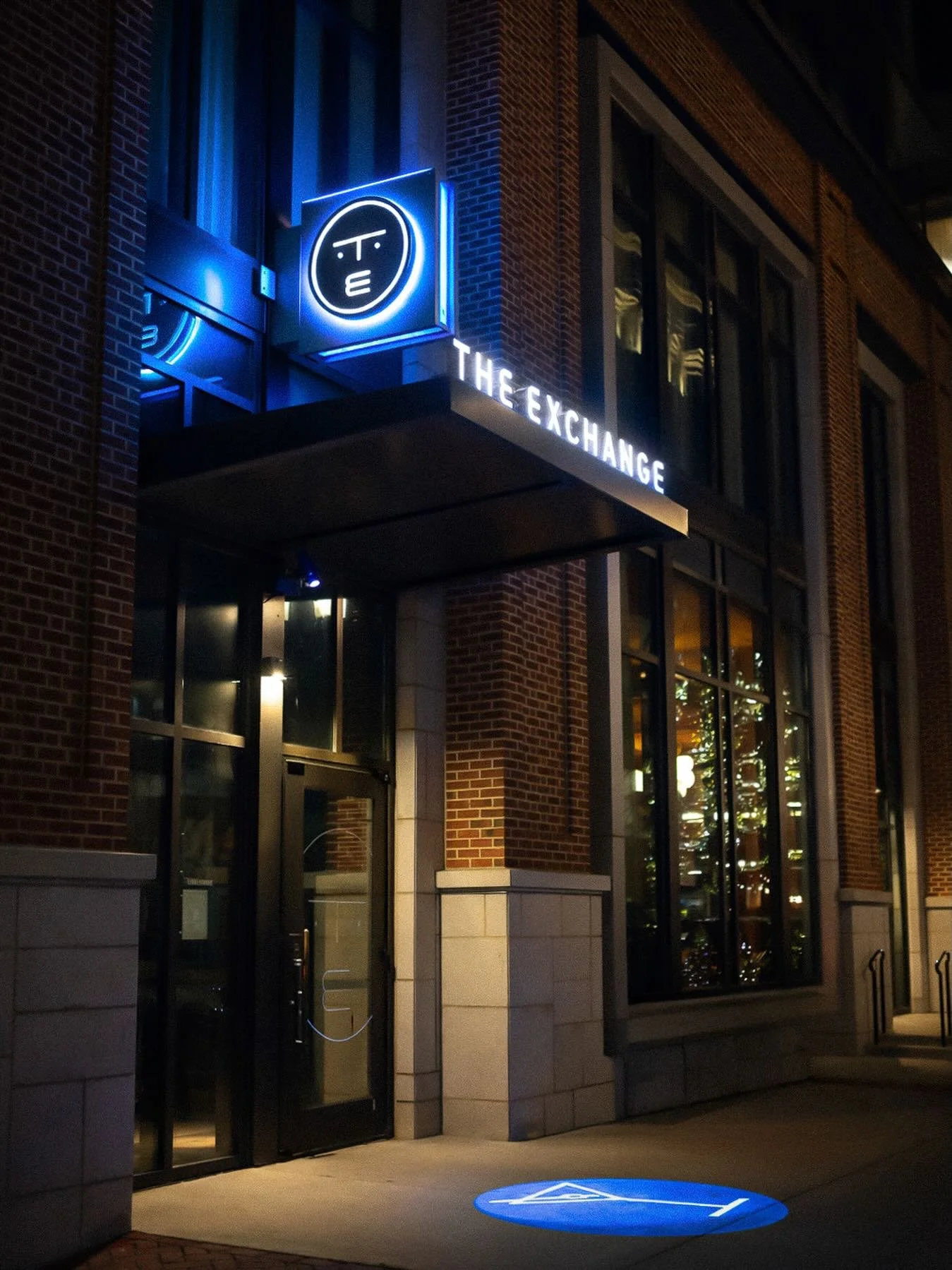 We&rsquo;re staying lit until the snow hits 🥶 

Friday DJ 9PM &ndash; midnight 🔥 

DJ: @evan3wp 🎶