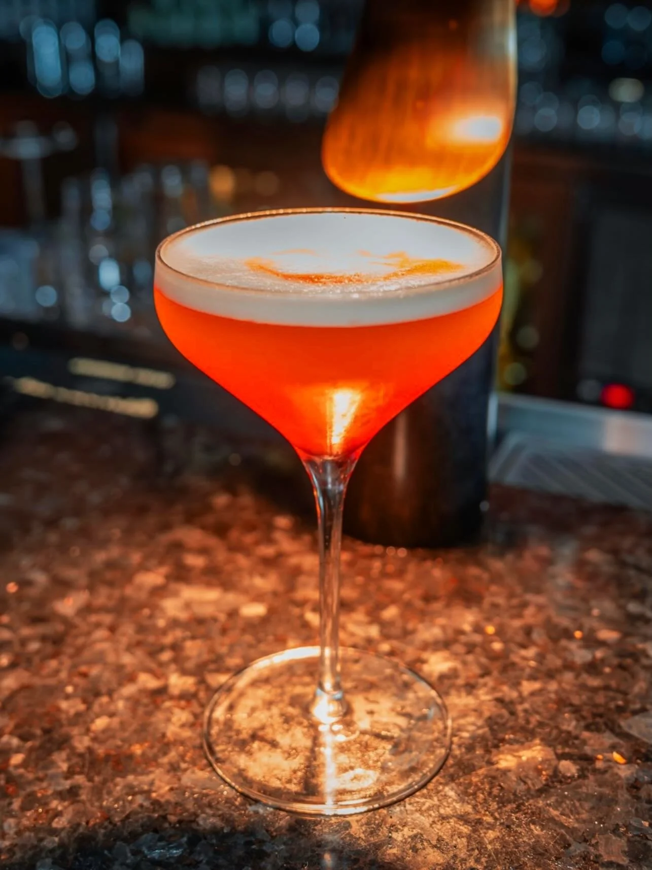 &hearts;️💋🌹💃🍒

📸 @ibeeasian