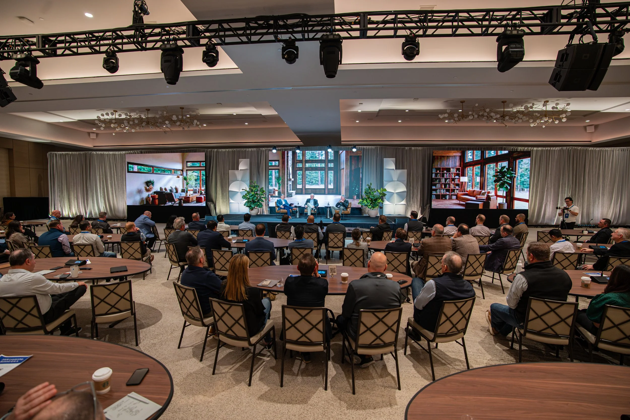 25_Leadership Summit_SW_046.jpg