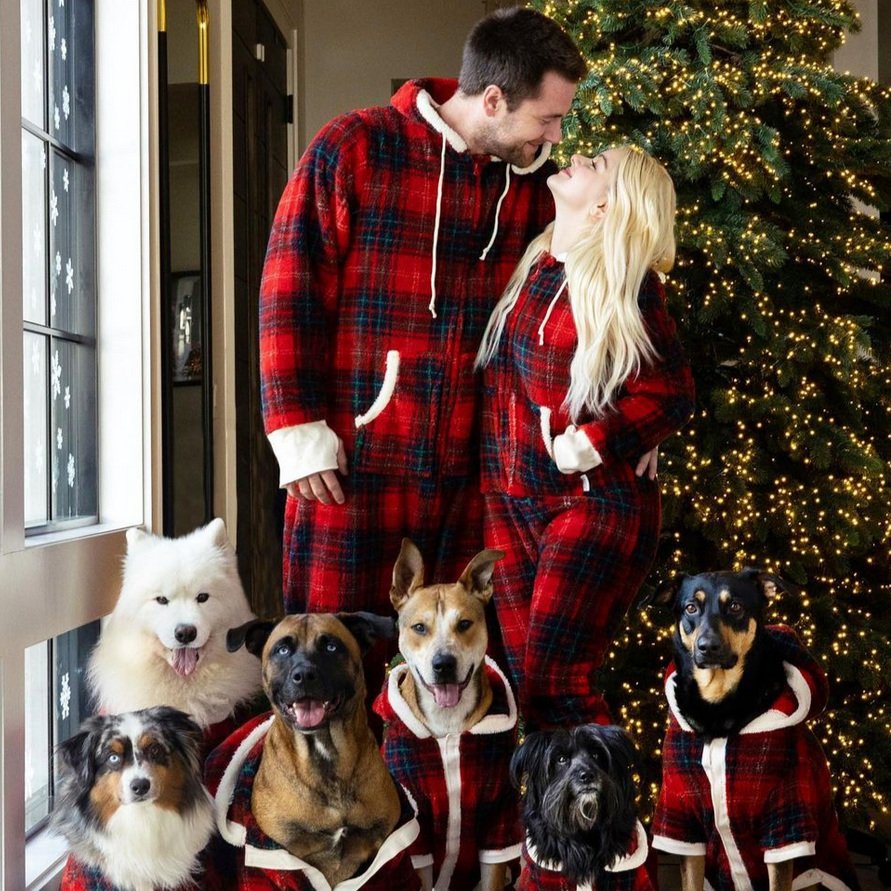 Ariel Winter Poses with Dogs in Pajamas for Christmas Instagram Post