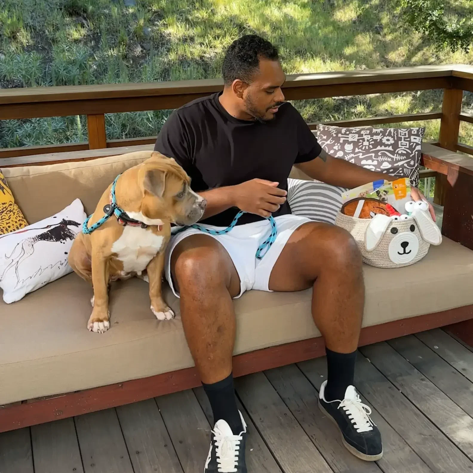 NFL’s Ronnie Stanley Goes on Dream Date with Rescue Pup Sable