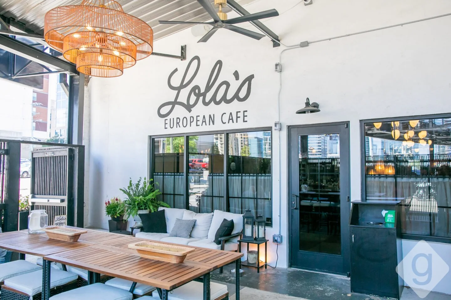 Lolas-European-Cafe-Nashville-036.jpg