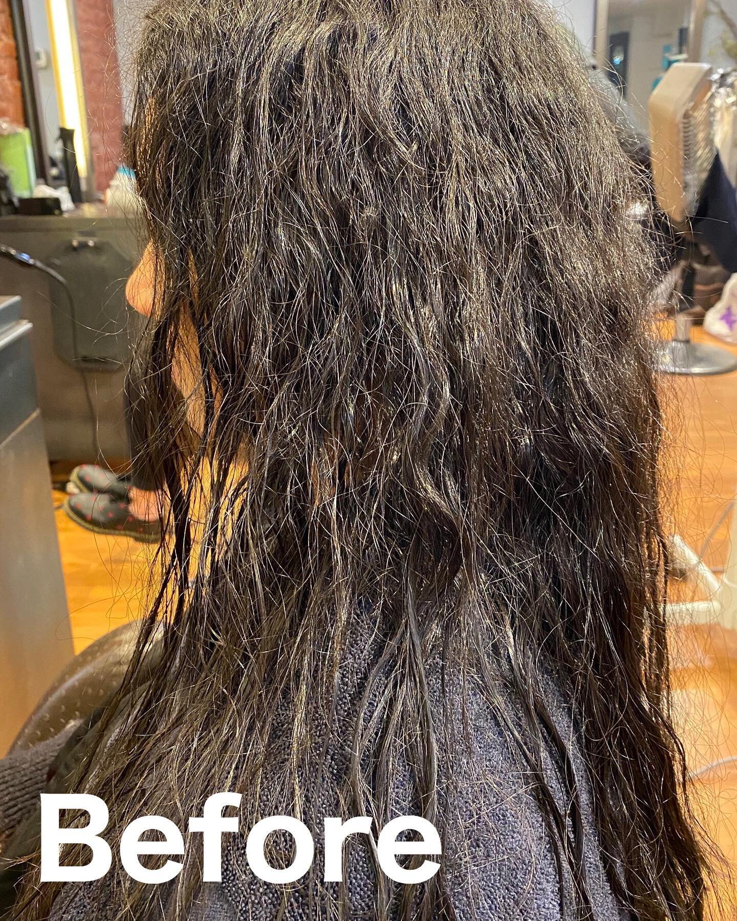 Would you like to beautiful straight hair on this summer ?🏖

We created Silly smoothing treatment !!!

&bull; SMOOTH HAIR 
&bull; CONTROL FRIZZ 
&bull; REDUCE VOLUME 
#salonjatel #jatel #smoothtreatment #straighthair #reducevolume #smoothhair #contr