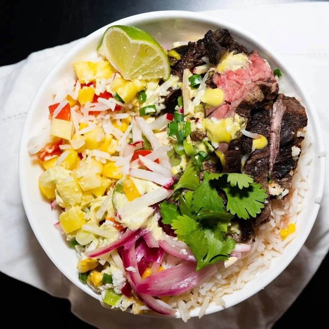 Steak Cholo Rice Bowl .
.
.
📍Cholo Soy Cocina
📸 by @aliciahoney_
For: @doordash