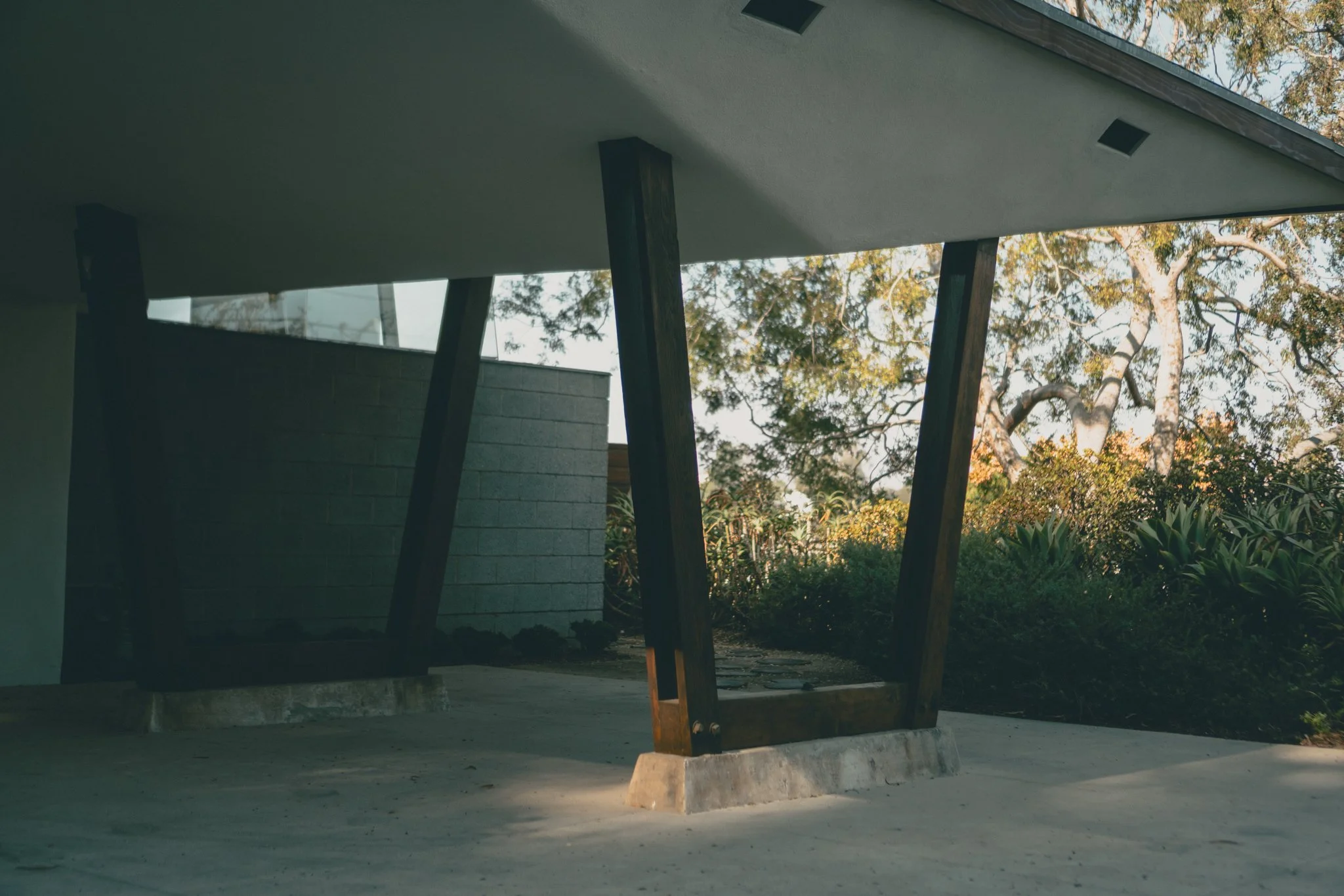 10-12-25 John Lautner Salkin House -08.jpg