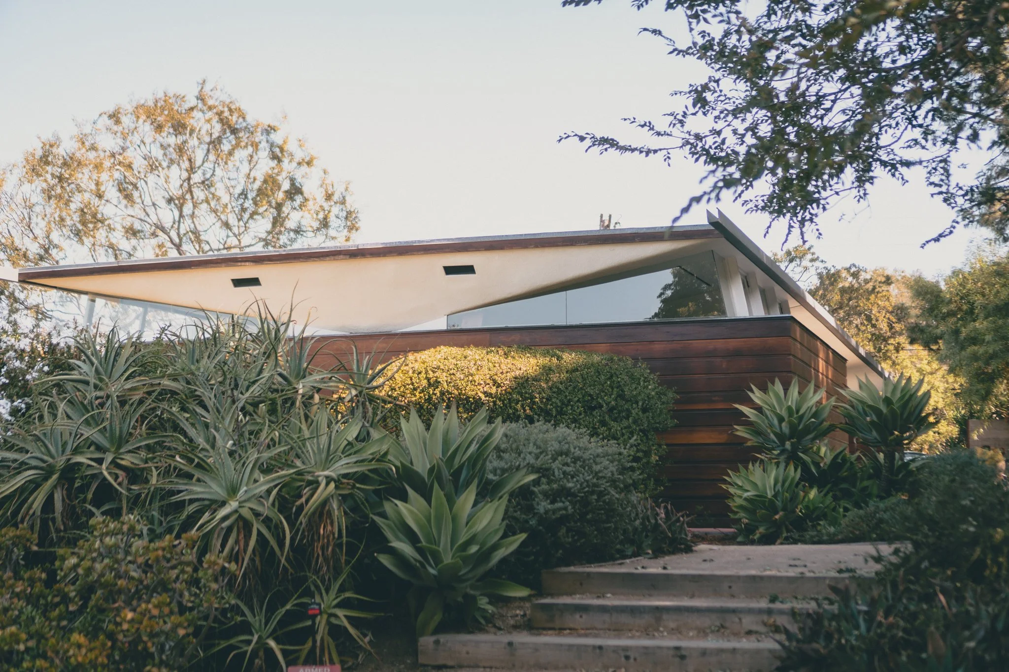 10-12-25 John Lautner Salkin House -42.jpg