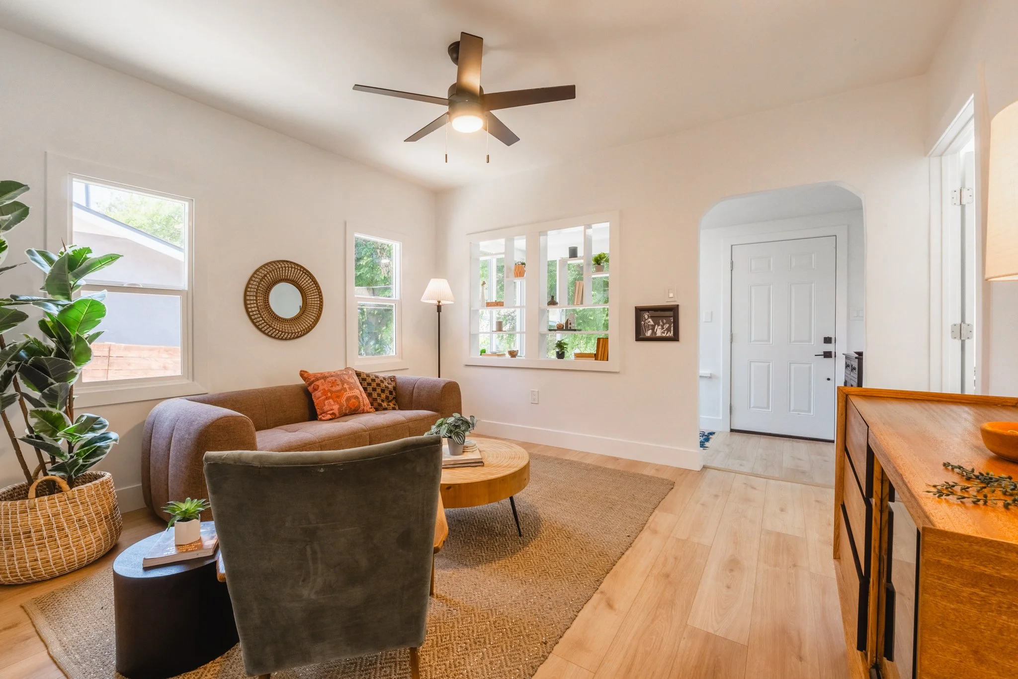 6-4-25 3538 Sierra St-019.jpg