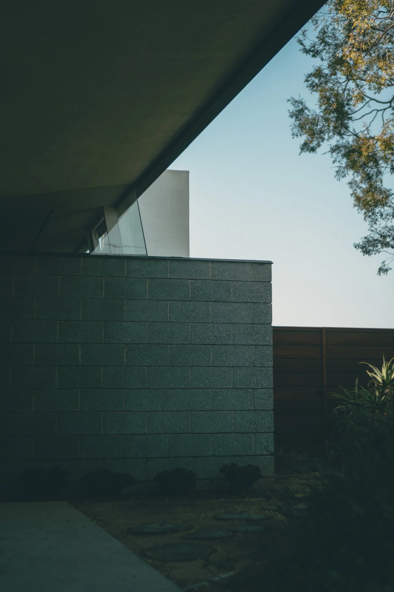 10-12-25 John Lautner Salkin House -02.jpg