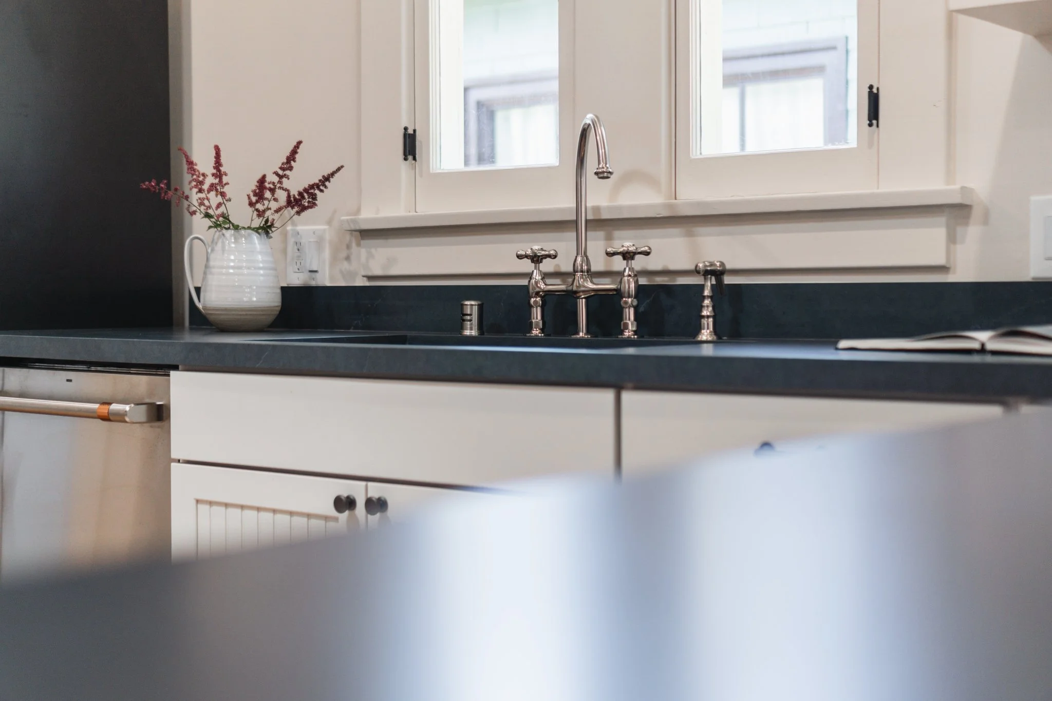 6-30-23 5207 South St Andrews Place-160.jpg