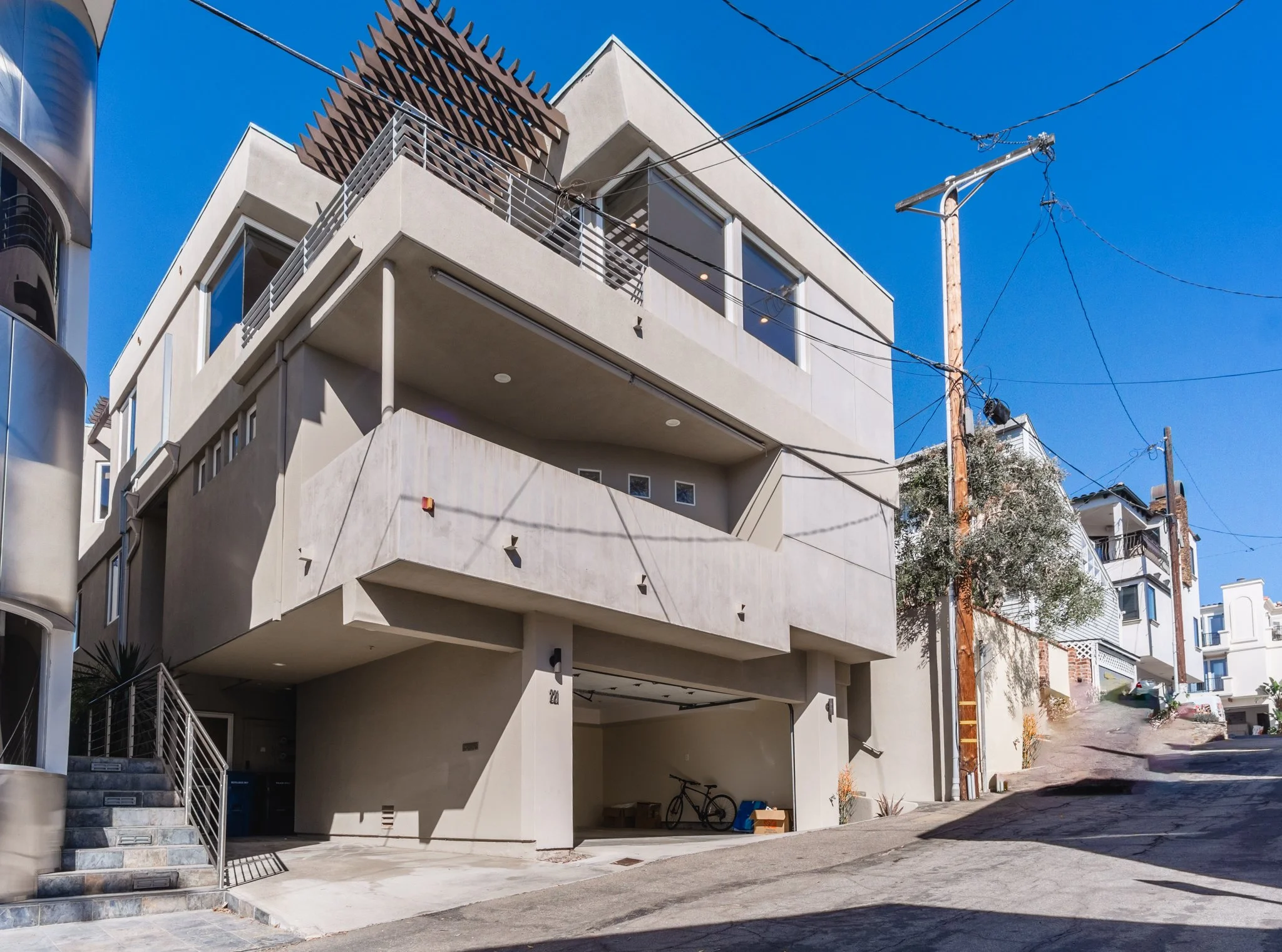 11-4-24 221 4th PL Manhattan Beach-089.jpg