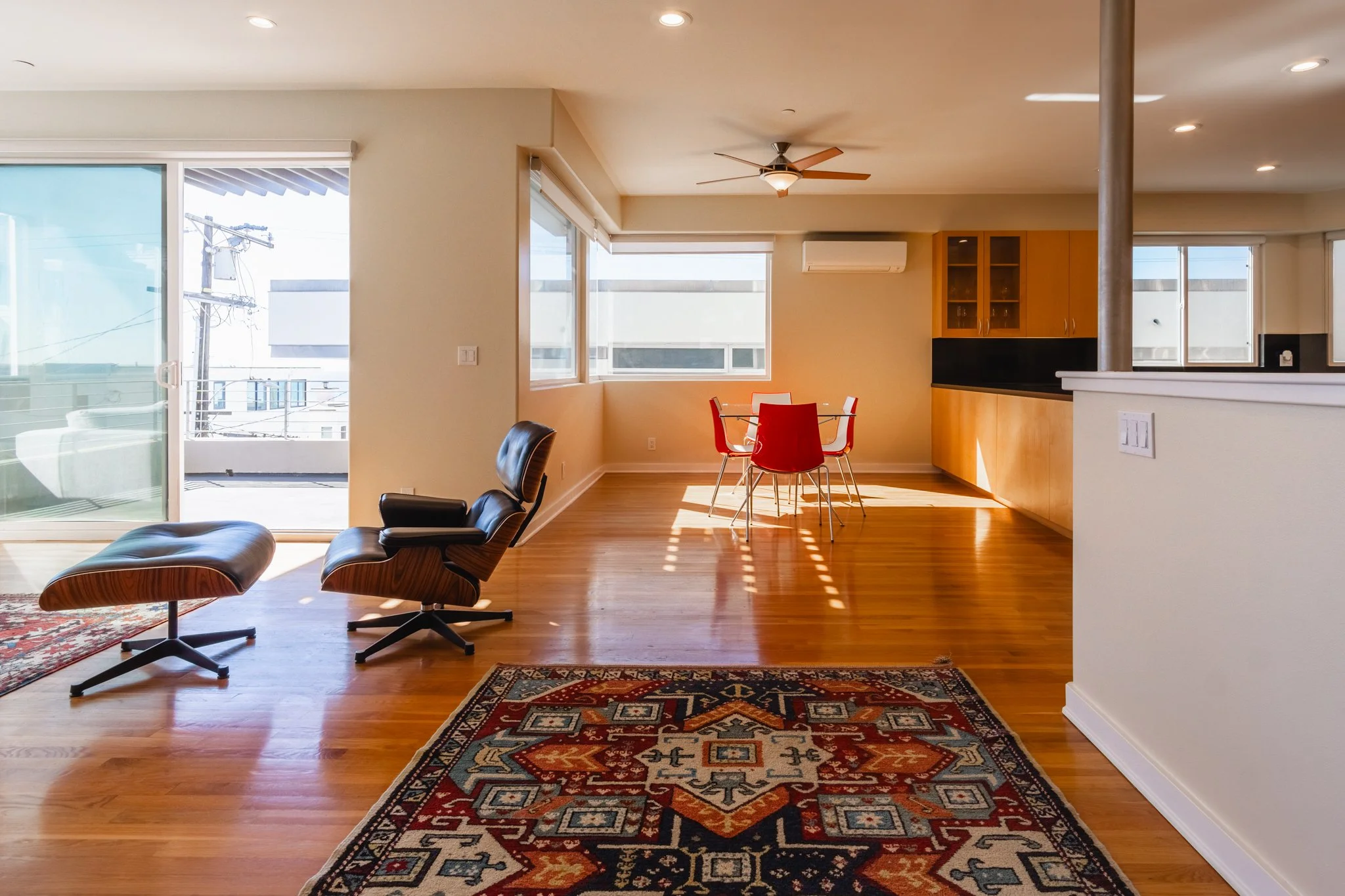 11-4-24 221 4th PL Manhattan Beach-037.jpg