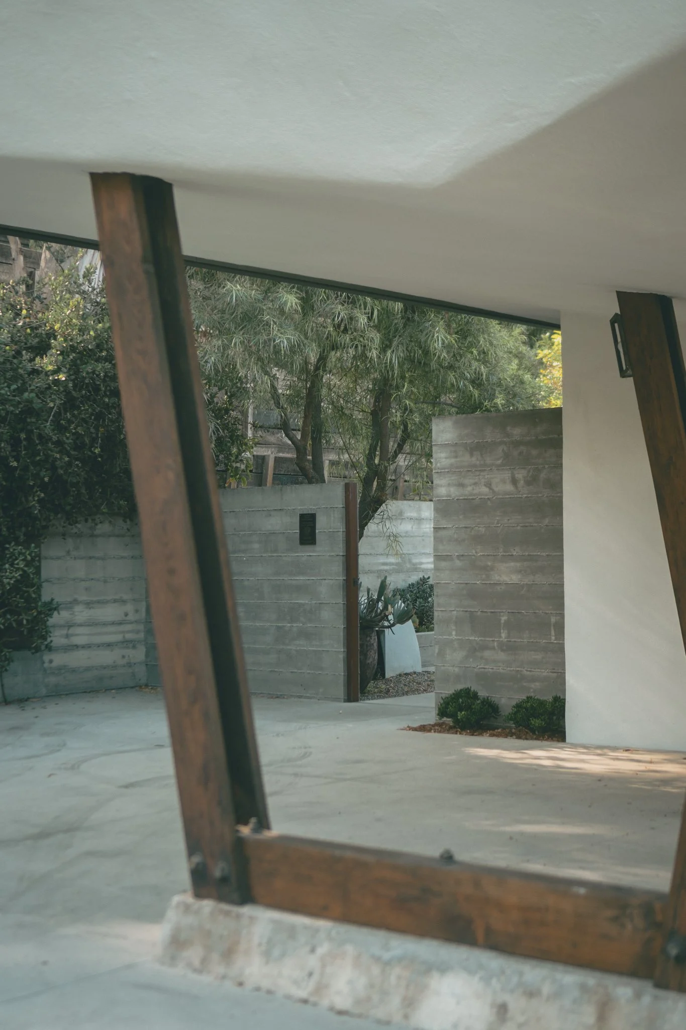 10-12-25 John Lautner Salkin House -04.jpg