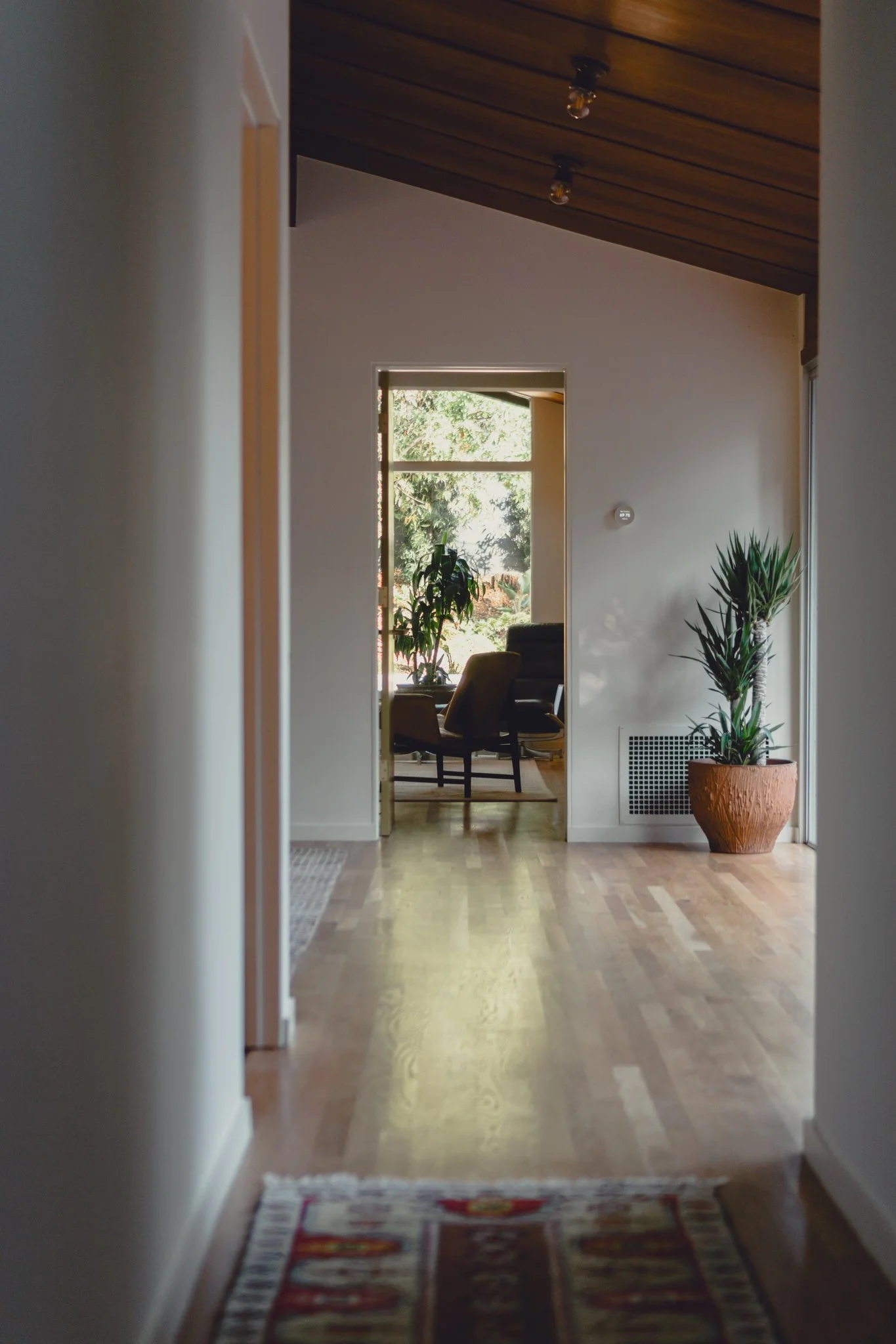 11-5-23 390 N San Rafael Ave-37.jpg