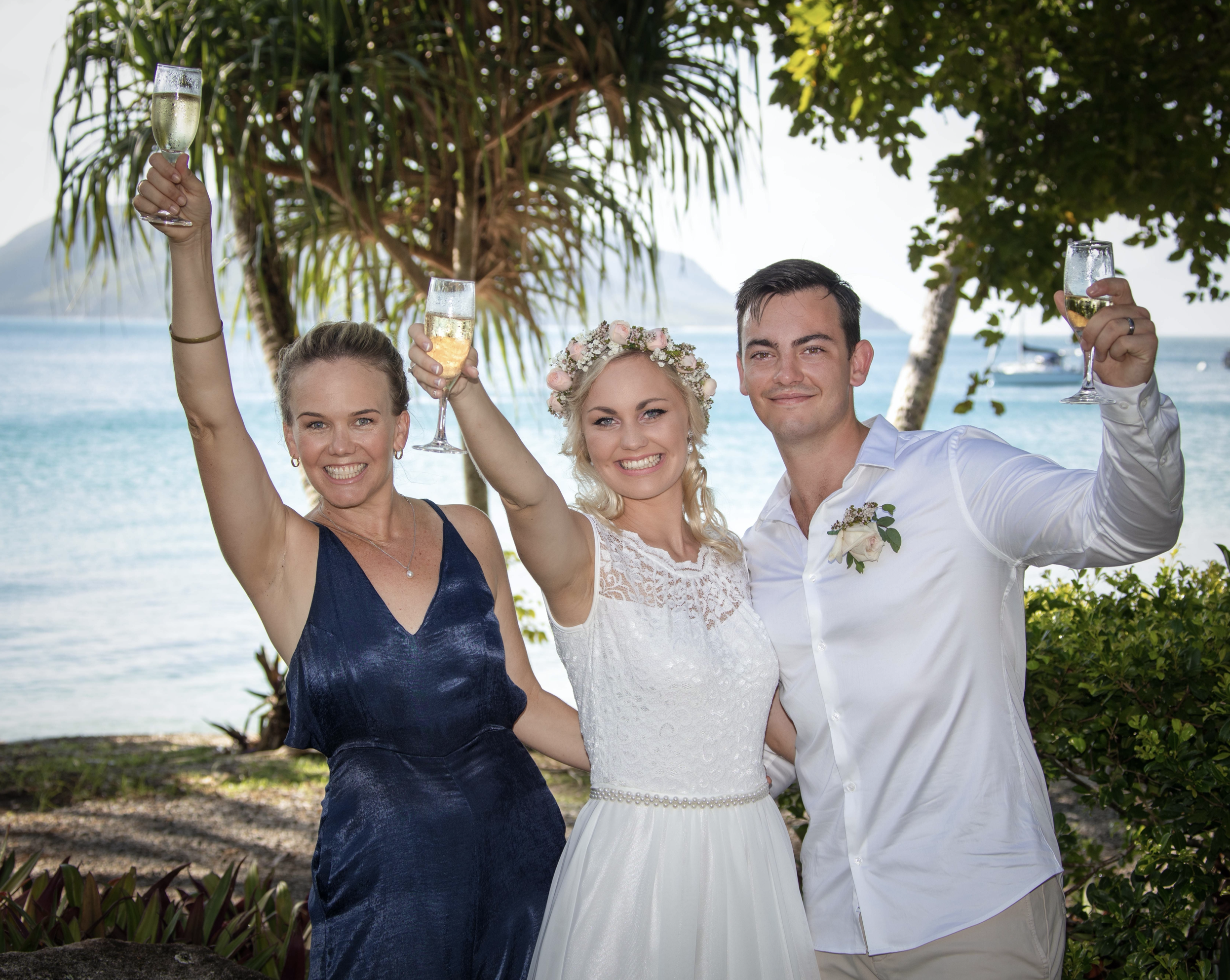 Fitzroy Island    Curtis &amp; MAlin    VIEW