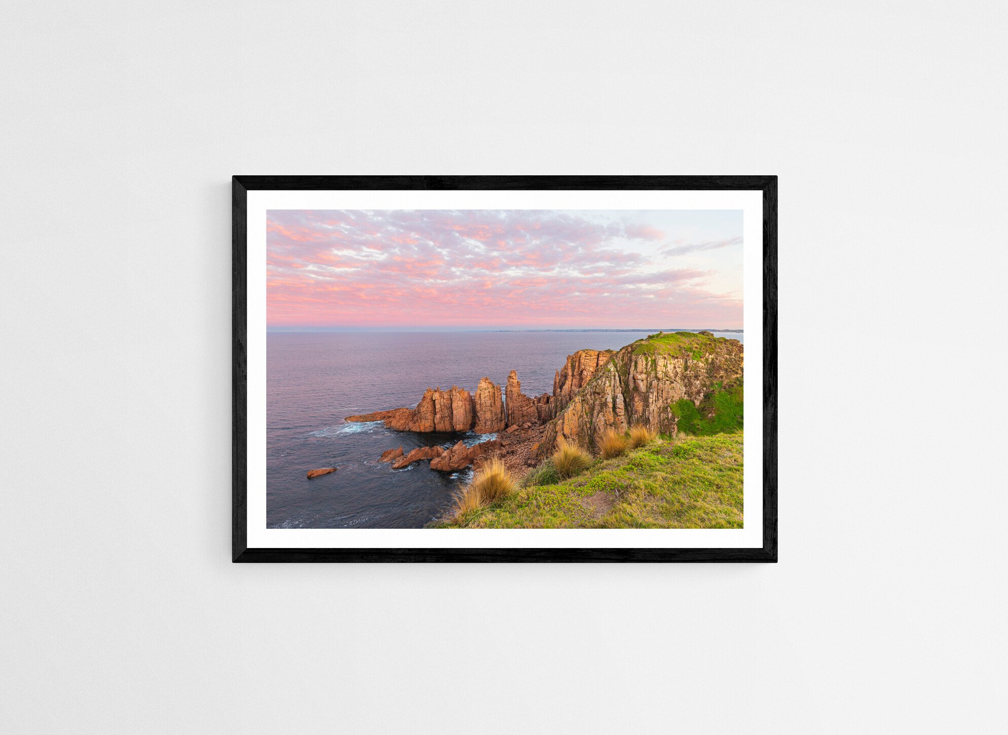 Pinnacles Black.jpg